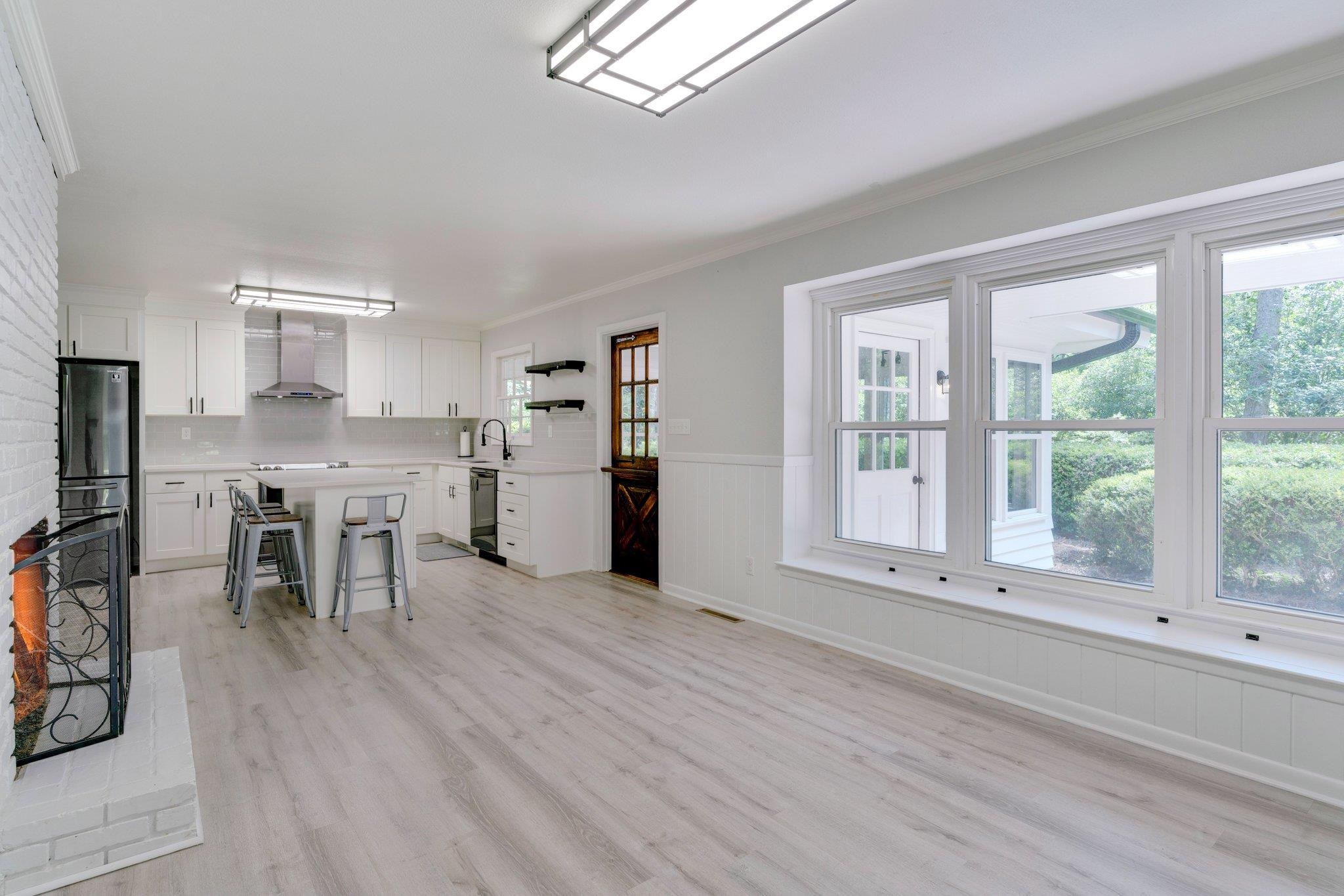 3204 Enterprise Drive