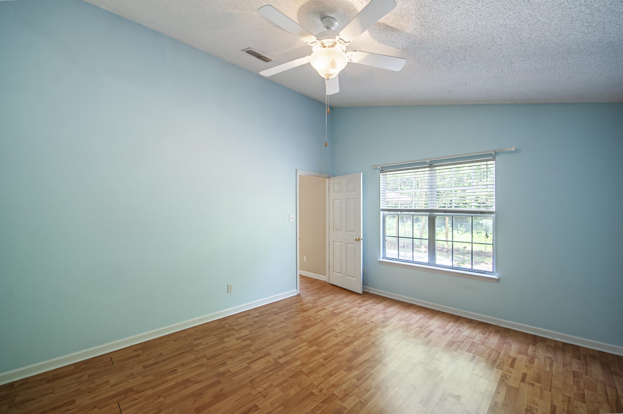 282 Hemley Loop
