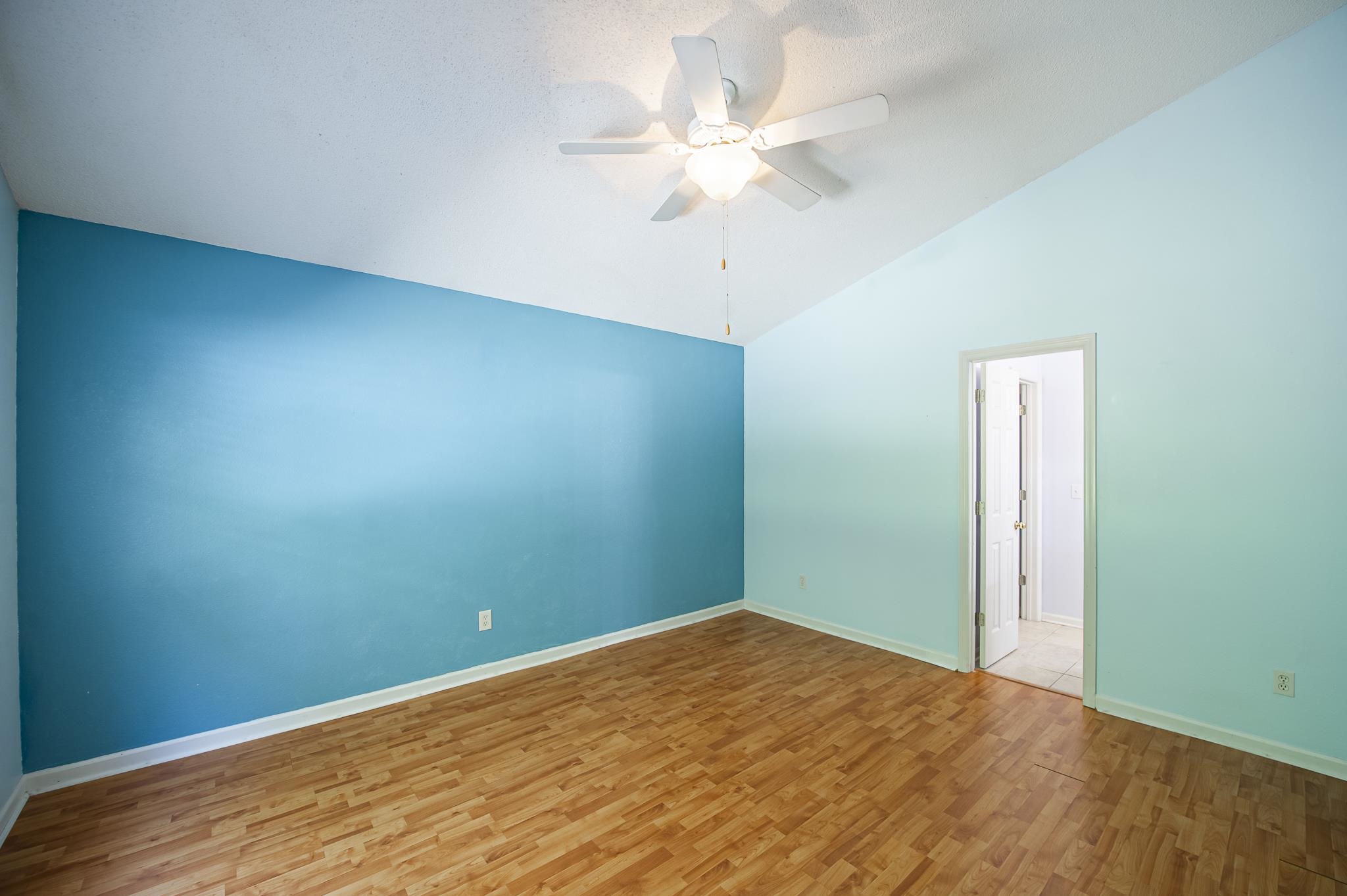 282 Hemley Loop