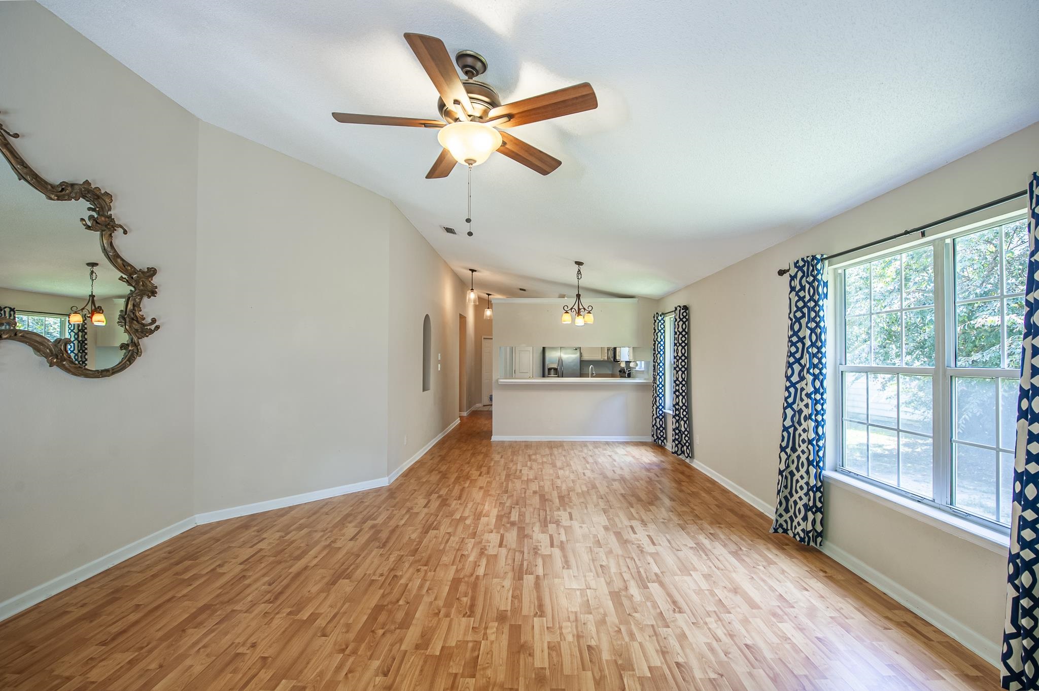 282 Hemley Loop