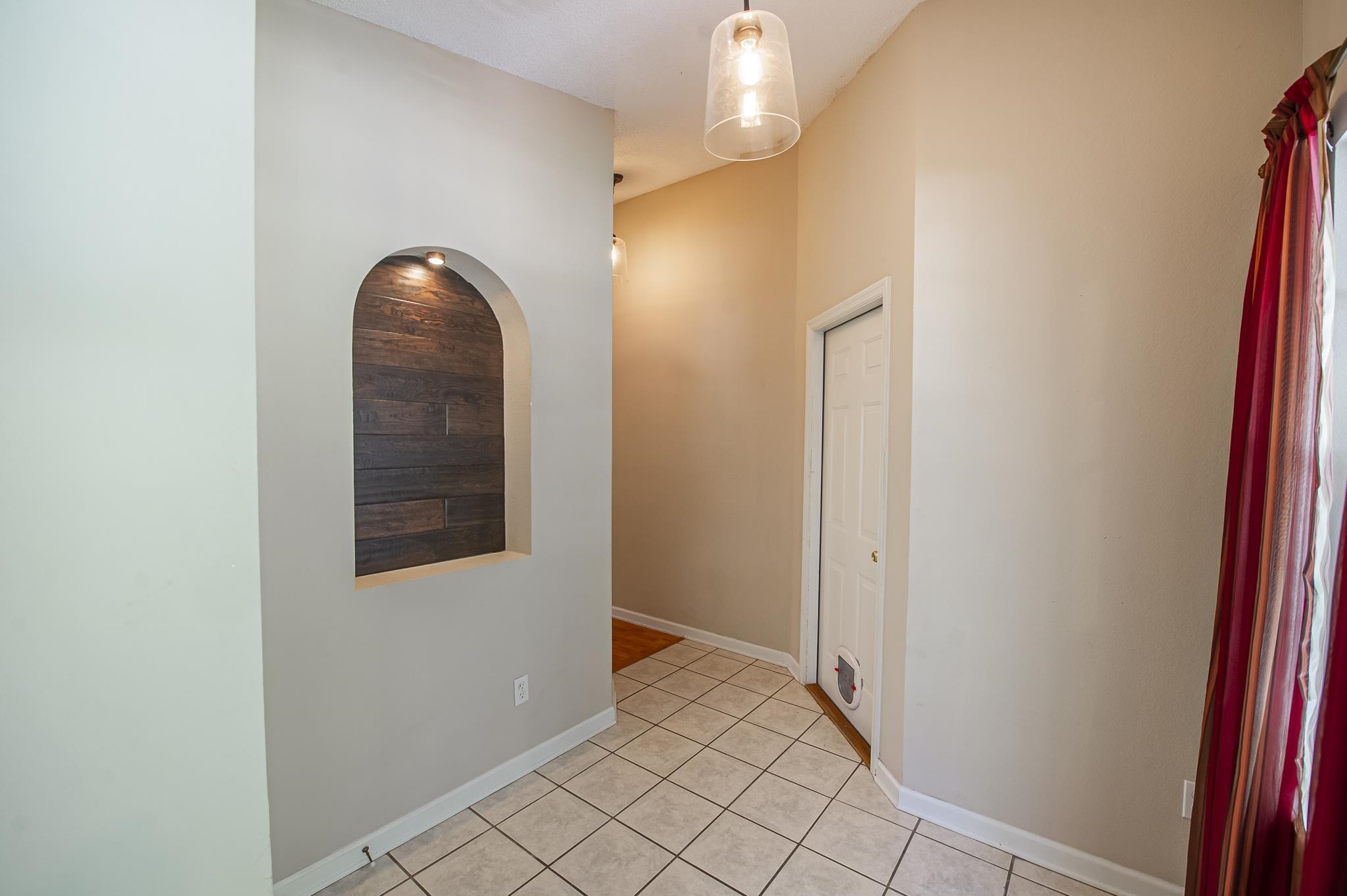282 Hemley Loop