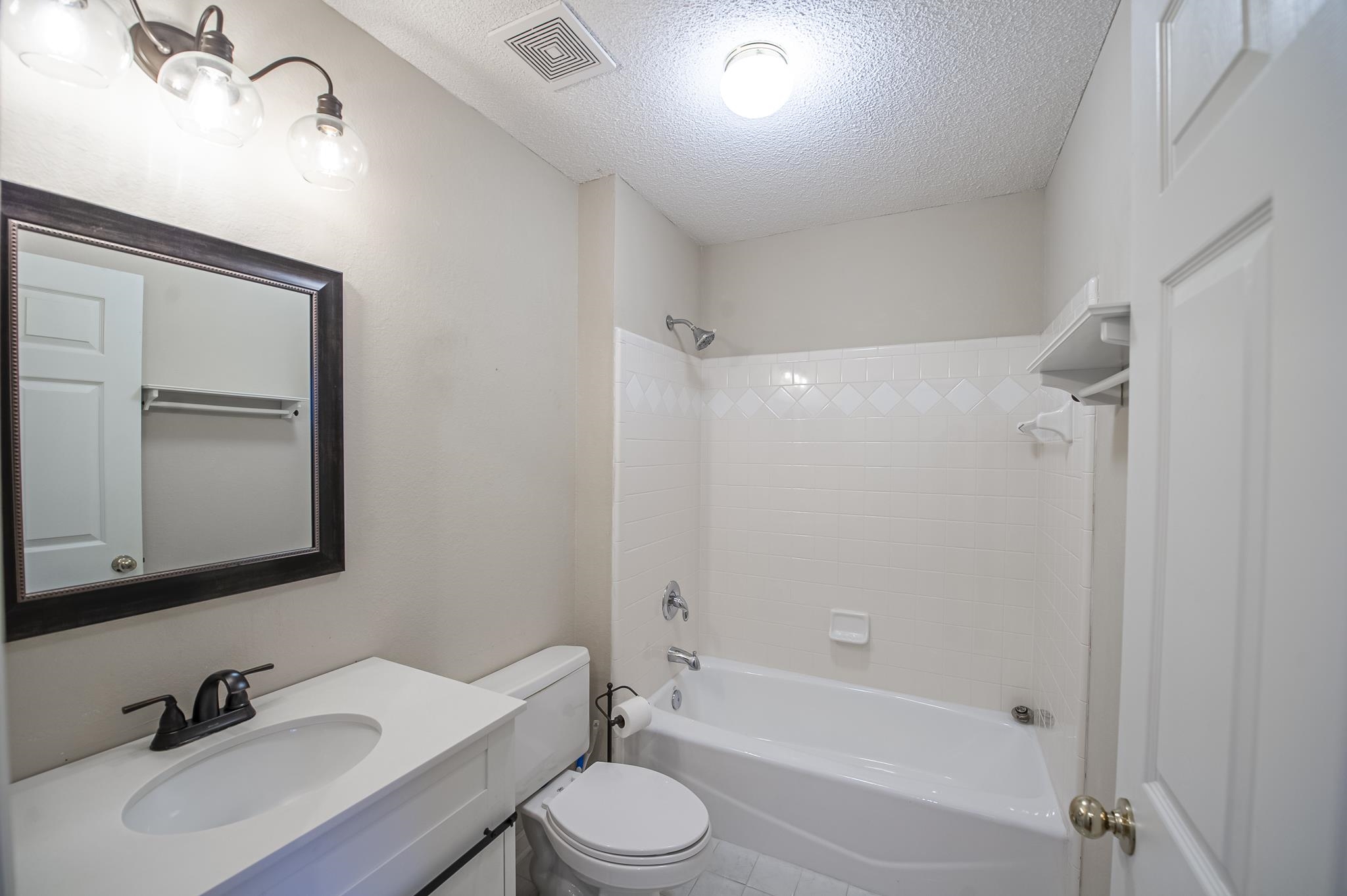 282 Hemley Loop