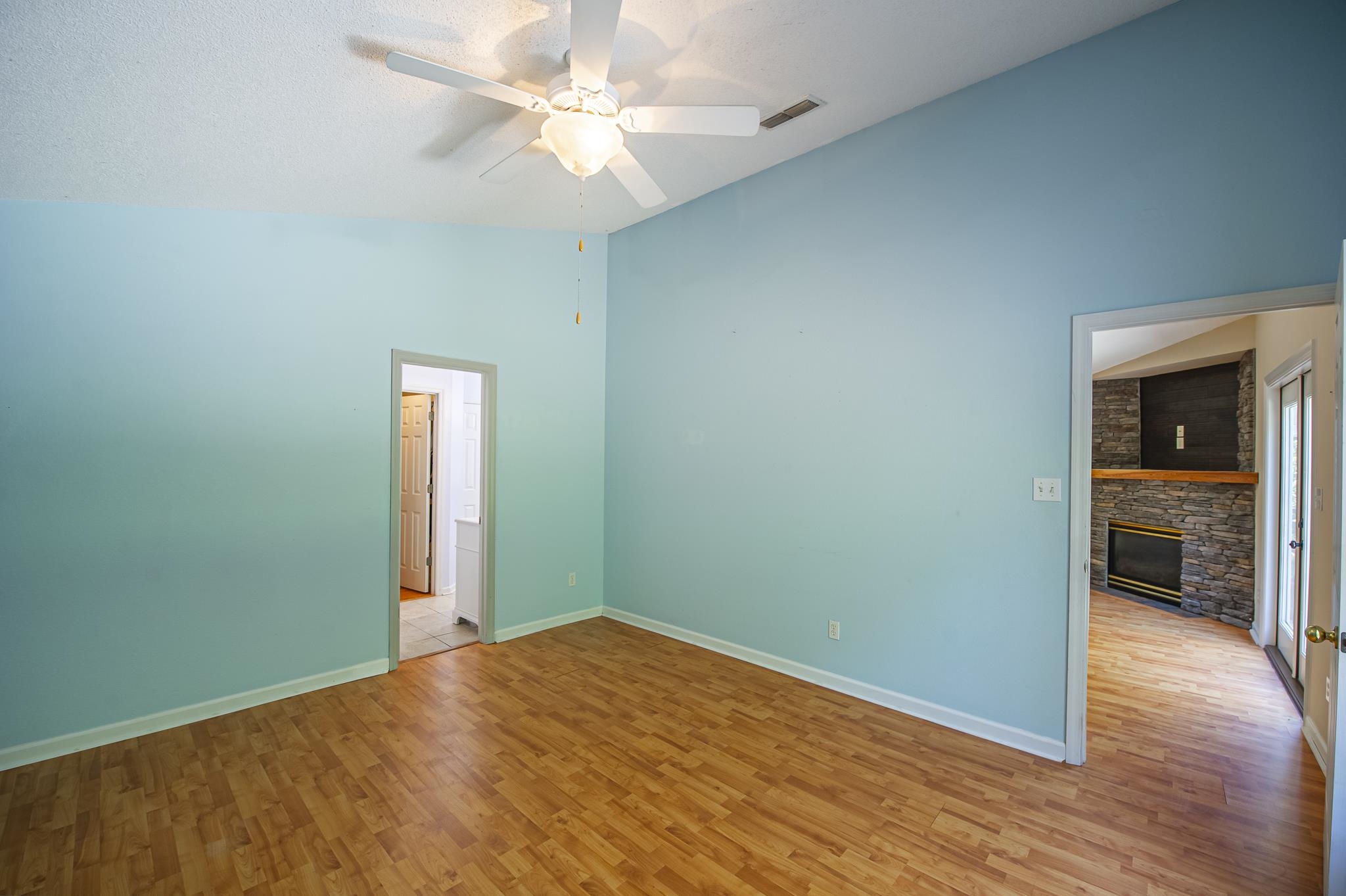 282 Hemley Loop