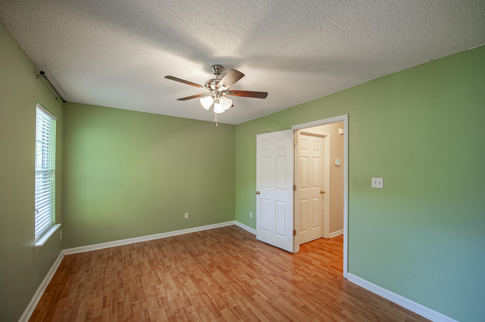 282 Hemley Loop