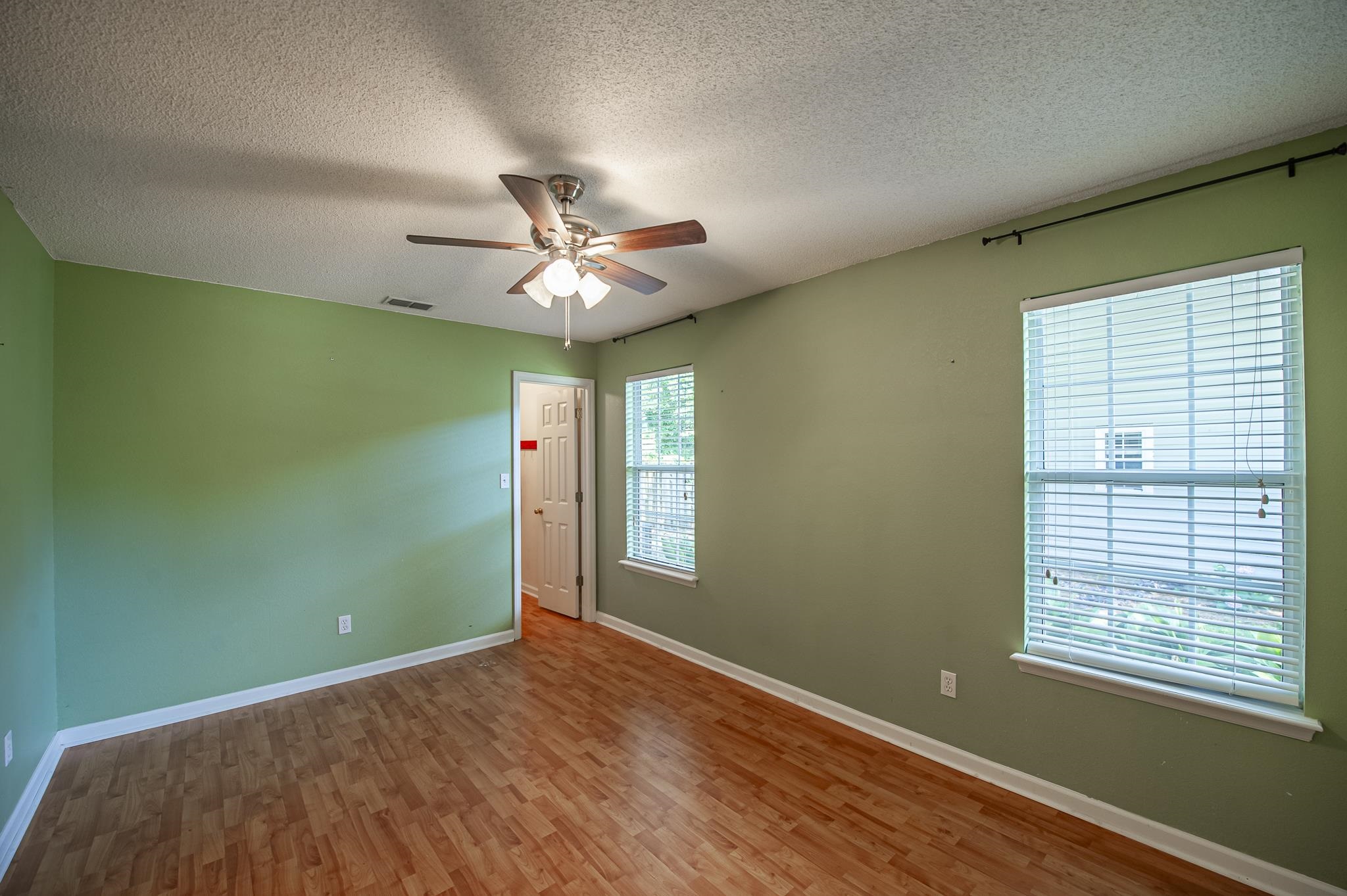 282 Hemley Loop