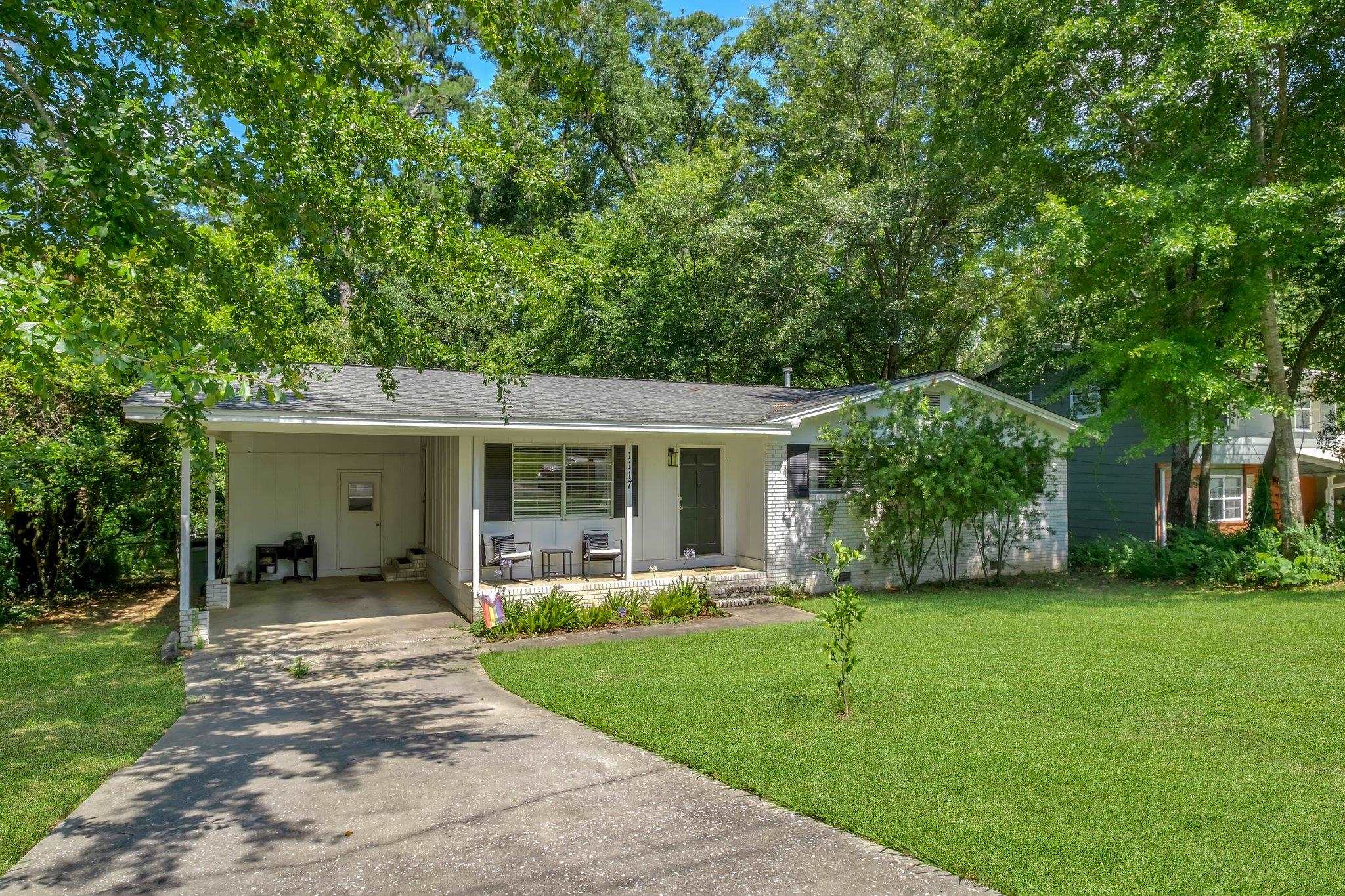 1117 Winifred Drive