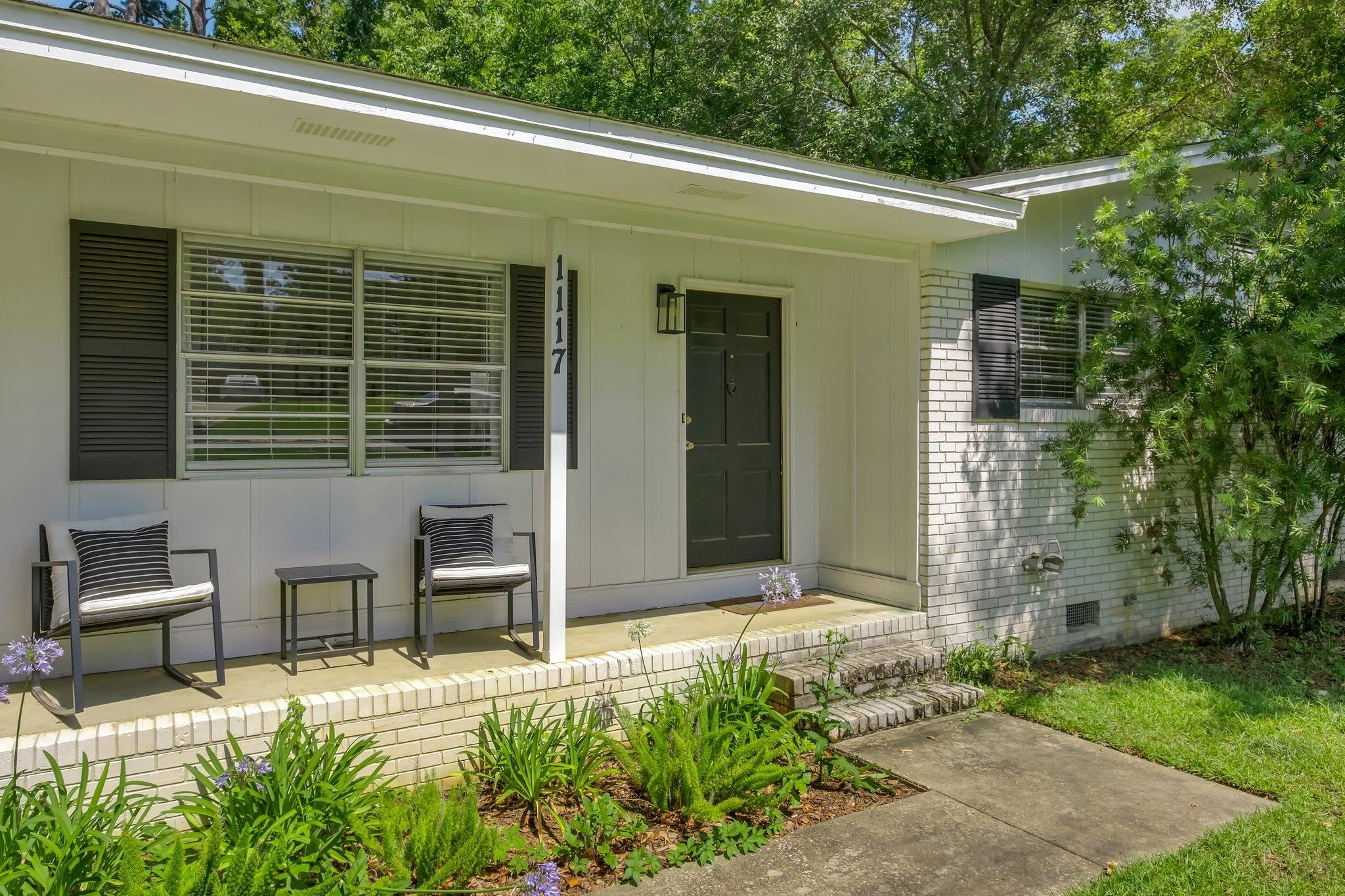 1117 Winifred Drive