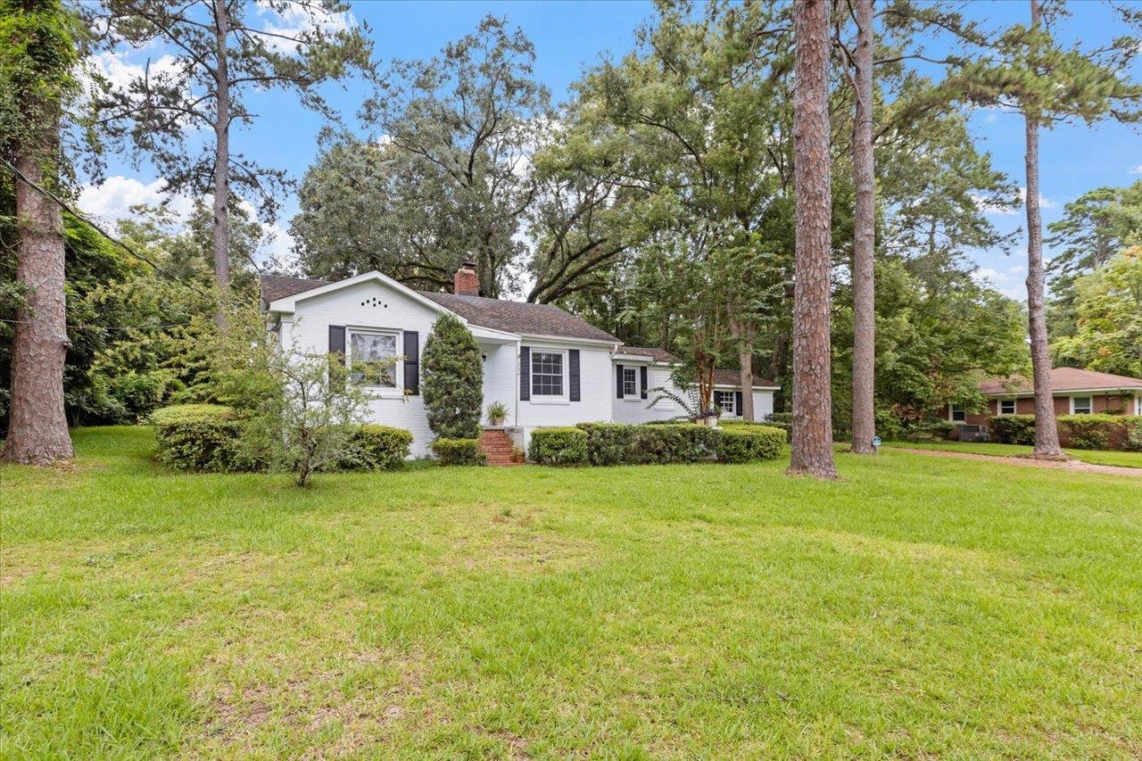 1924 Greenwood Drive