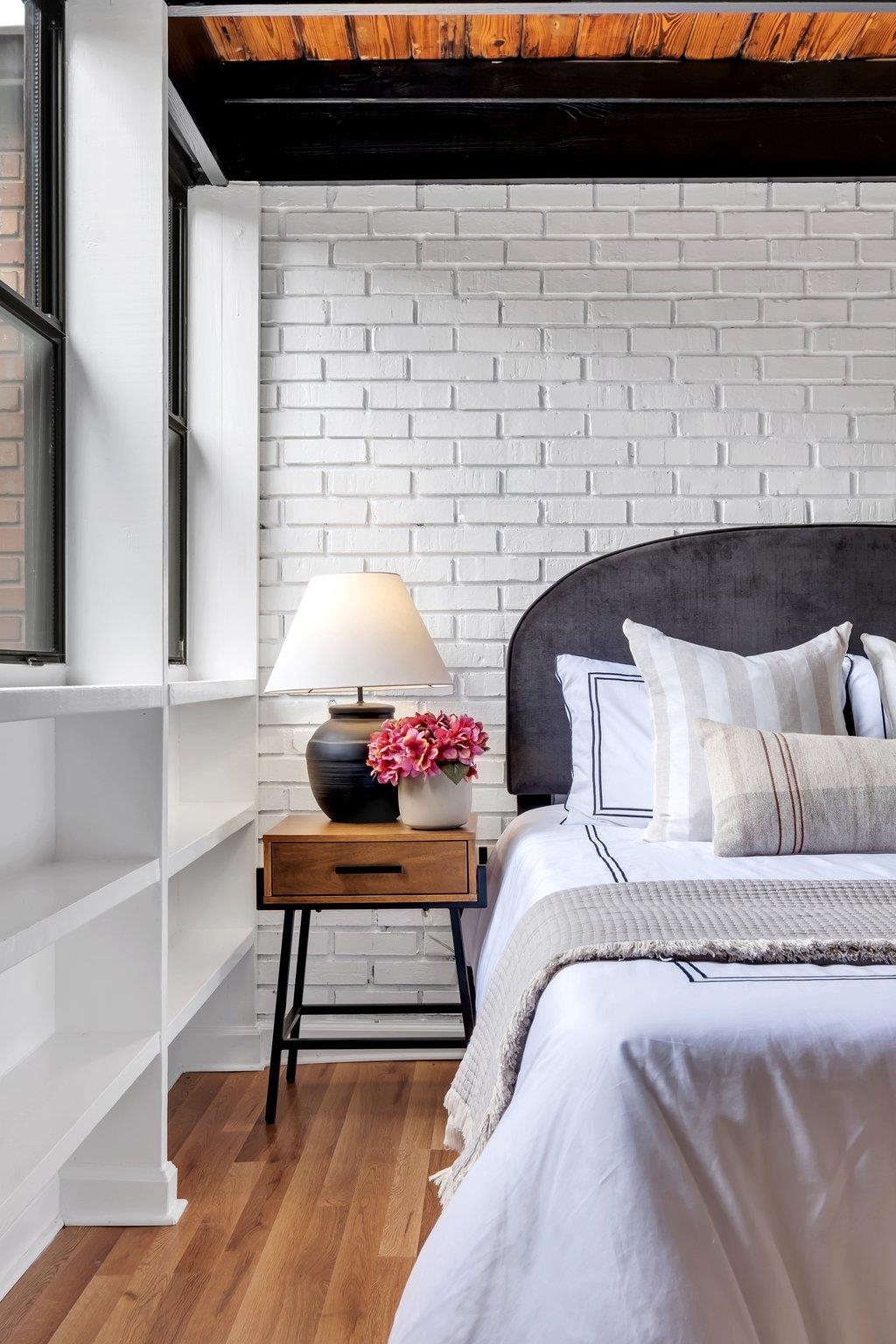 220 Belmont Road Unit: 7