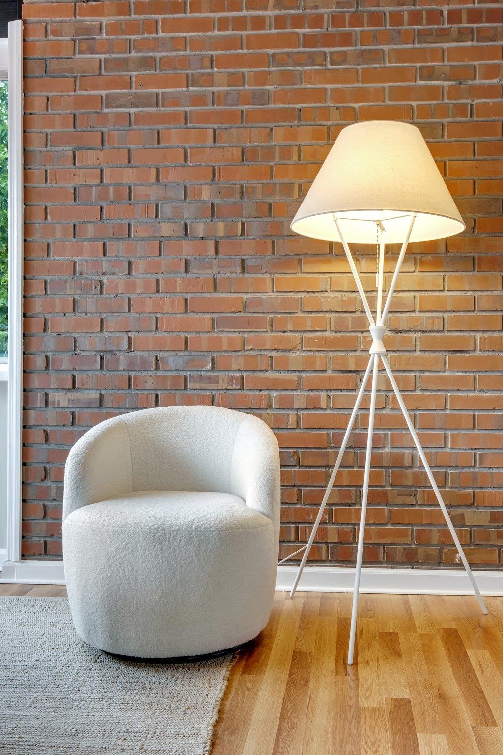 220 Belmont Road Unit: 7