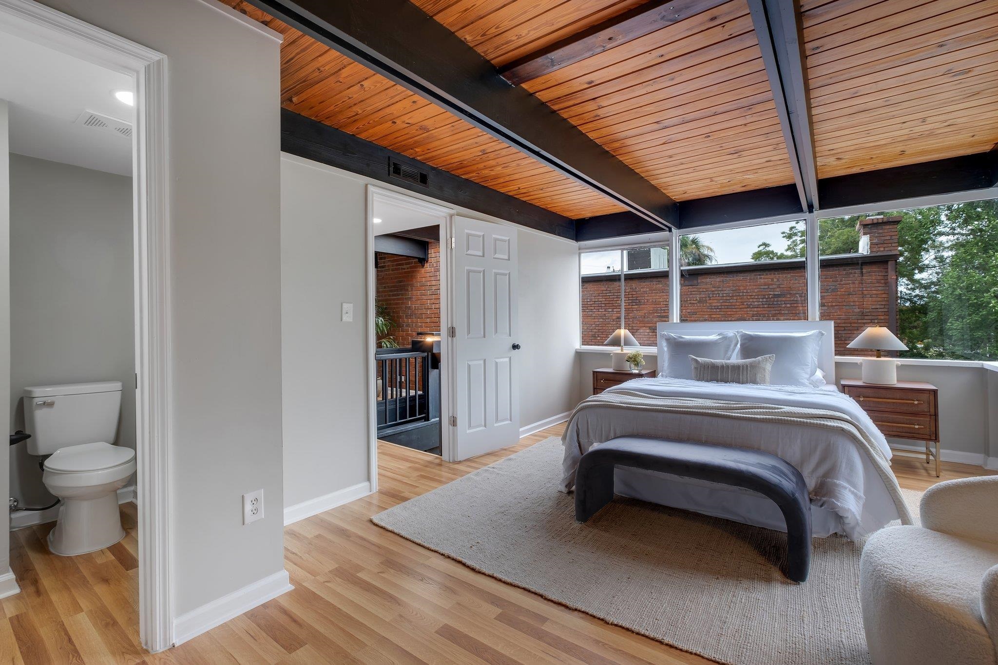 220 Belmont Road Unit: 7