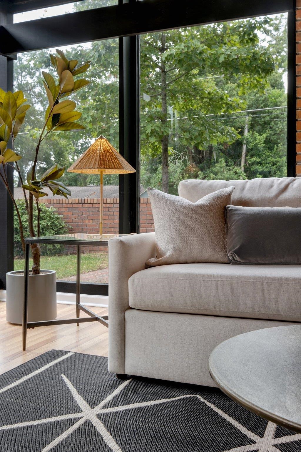 220 Belmont Road Unit: 7