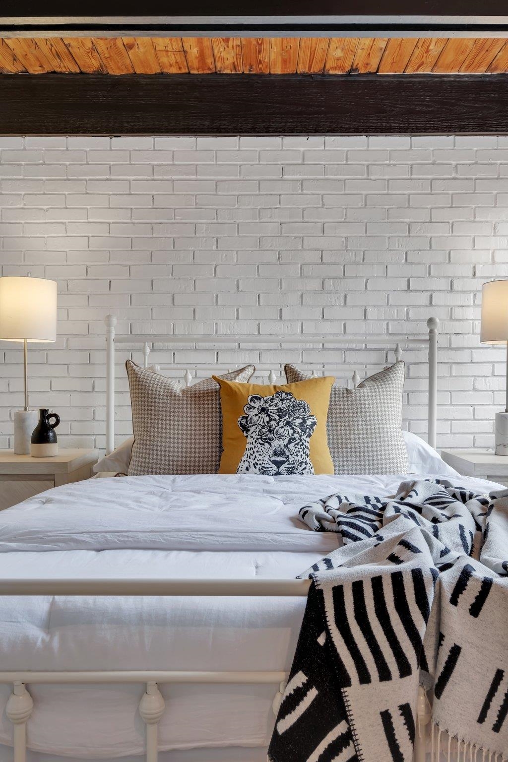 220 Belmont Road Unit: 7