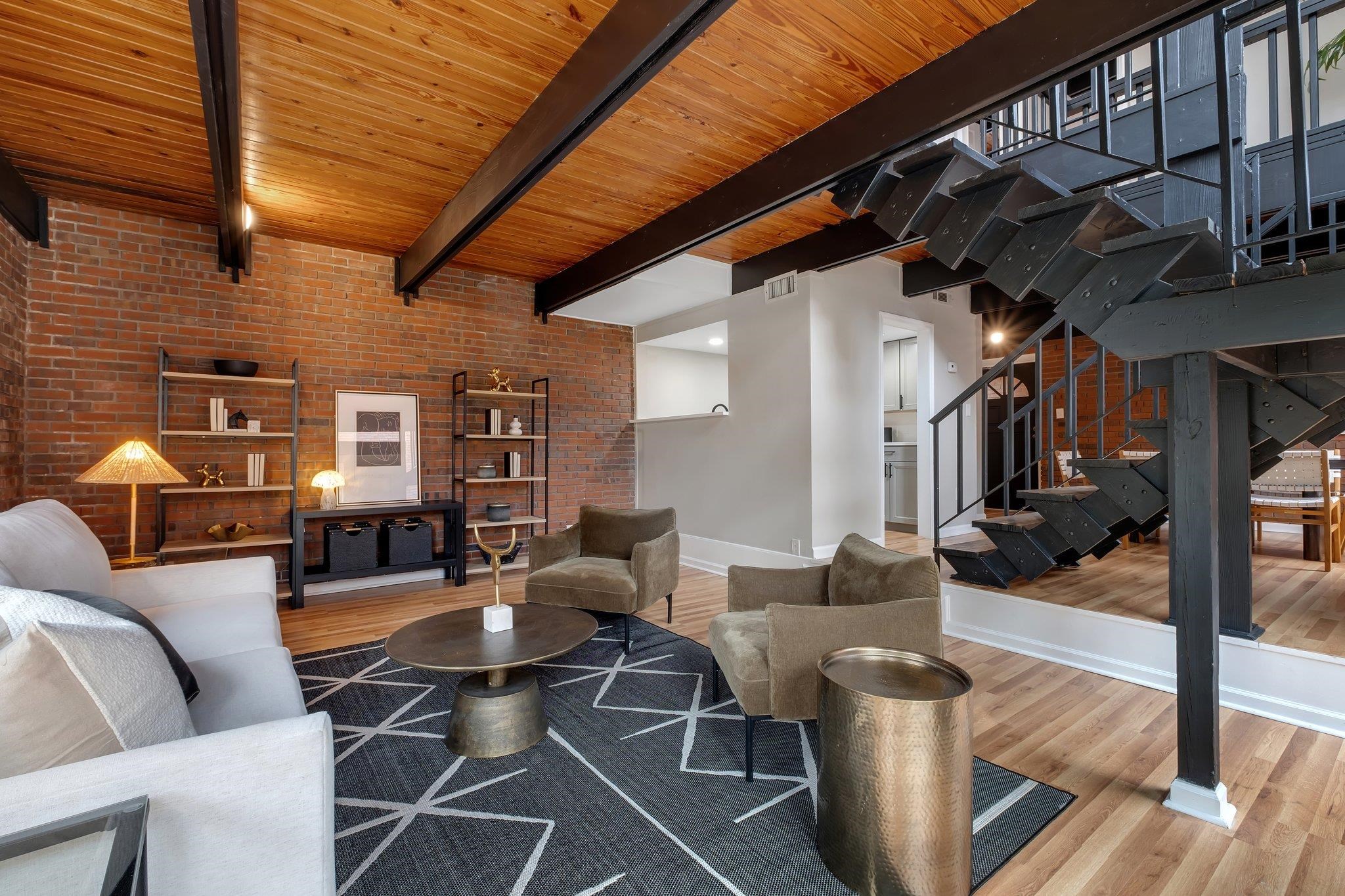 220 Belmont Road Unit: 7