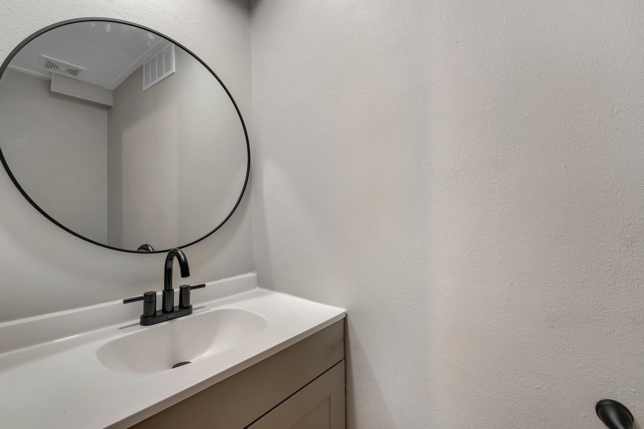 220 Belmont Road Unit: 7