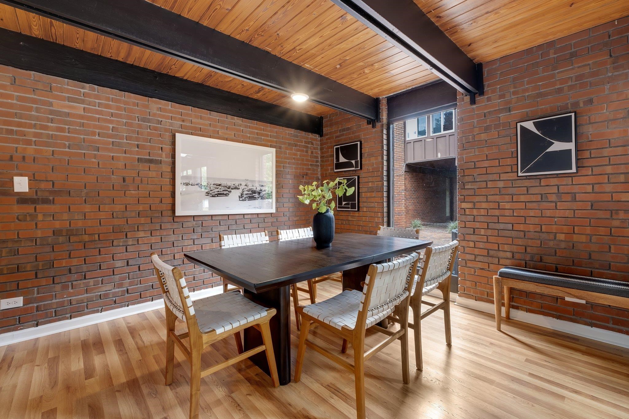 220 Belmont Road Unit: 7