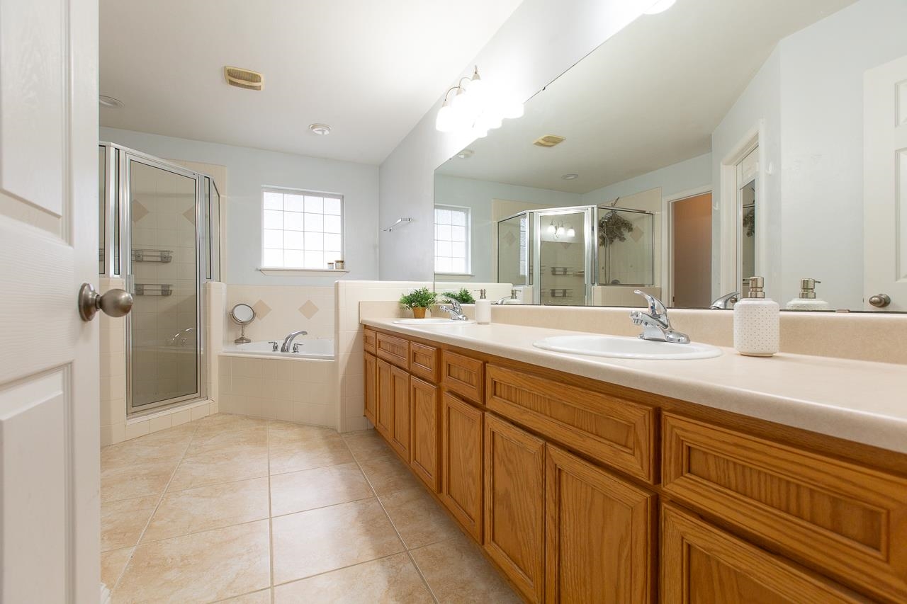 2633 Fenwood Court