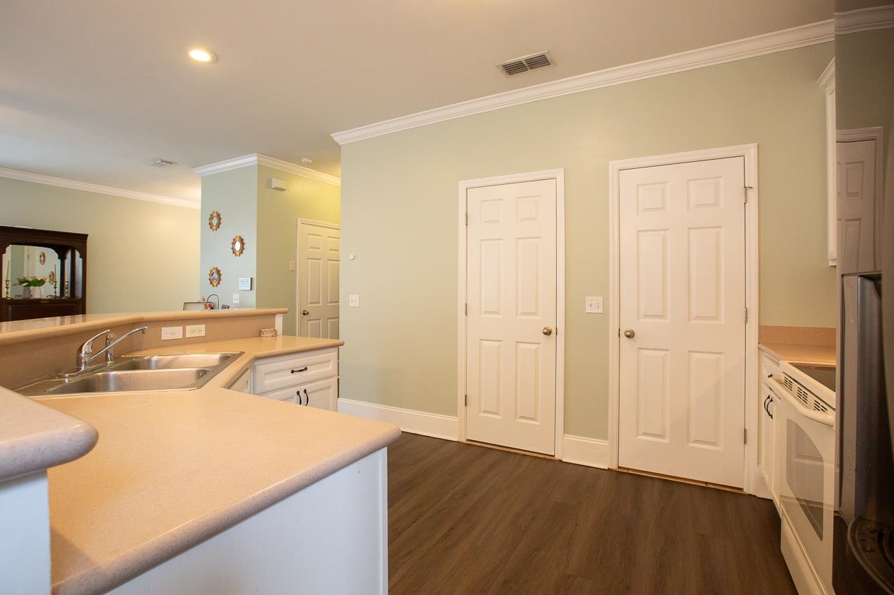2633 Fenwood Court