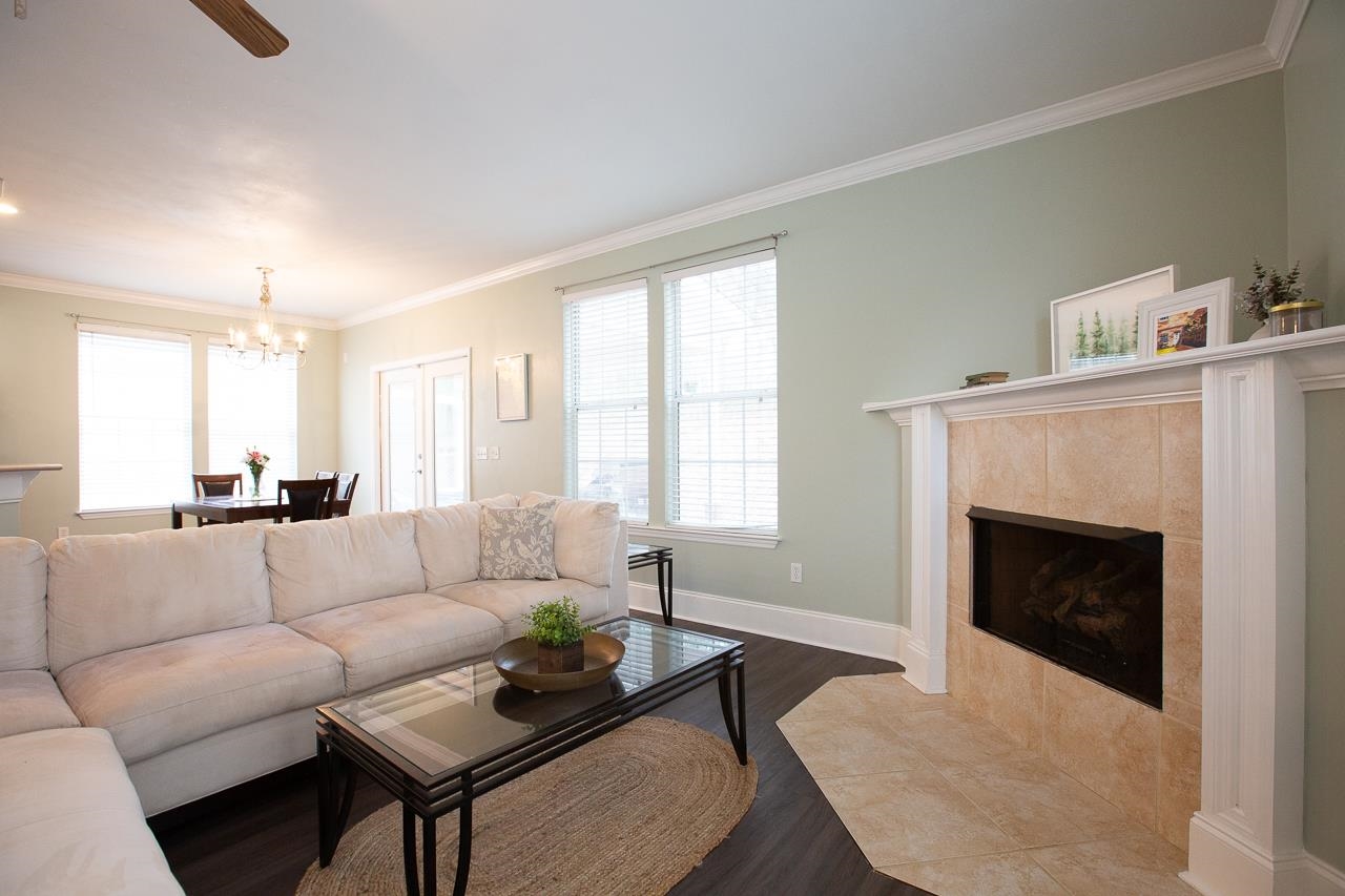 2633 Fenwood Court