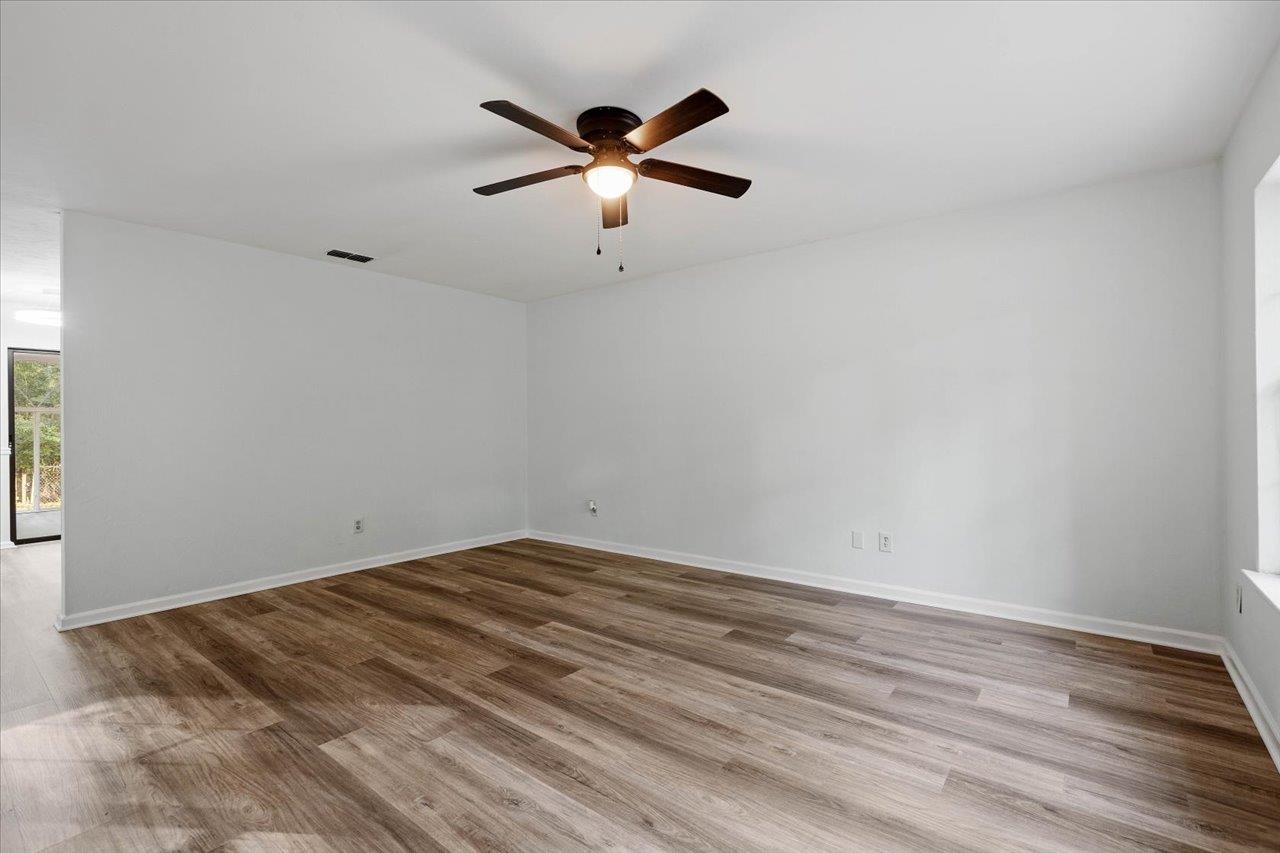 2315 Nannas Loop