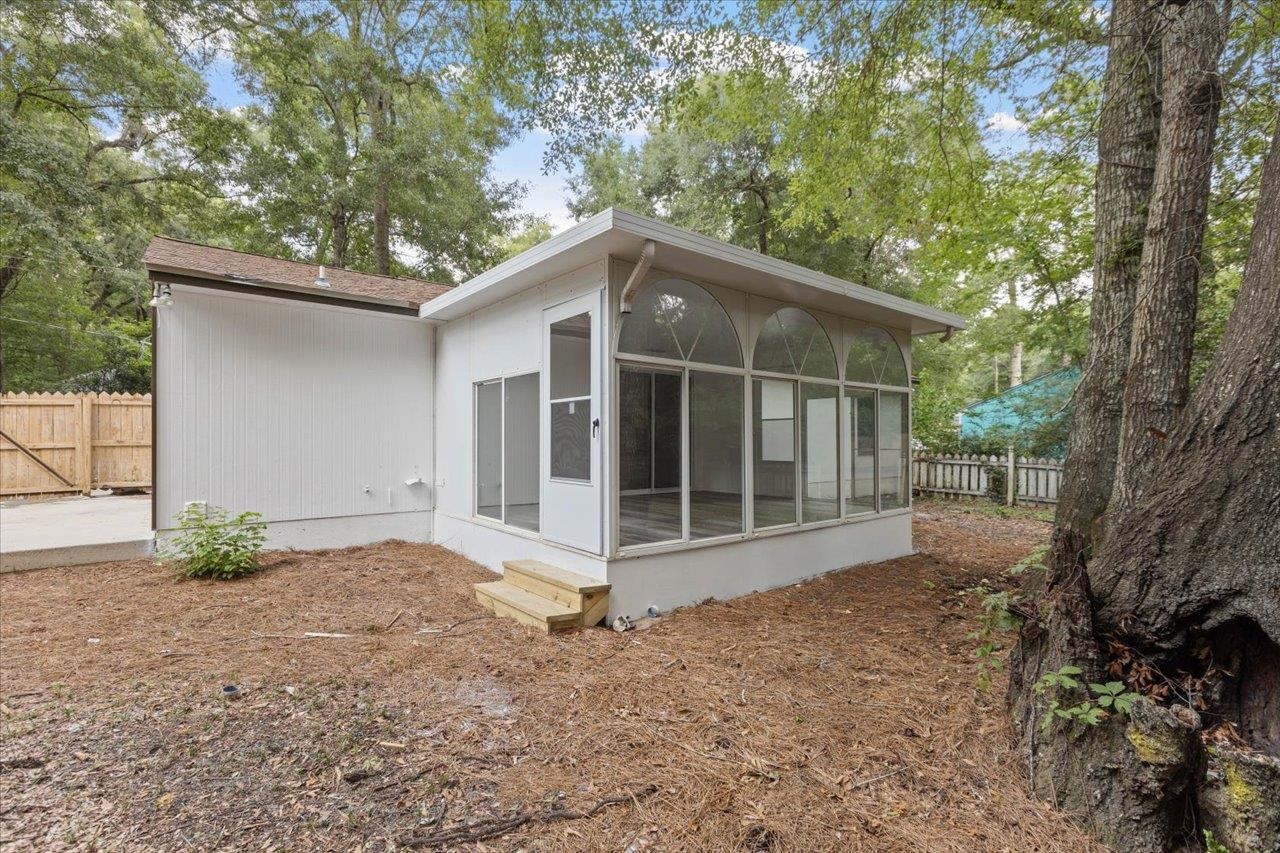 2315 Nannas Loop