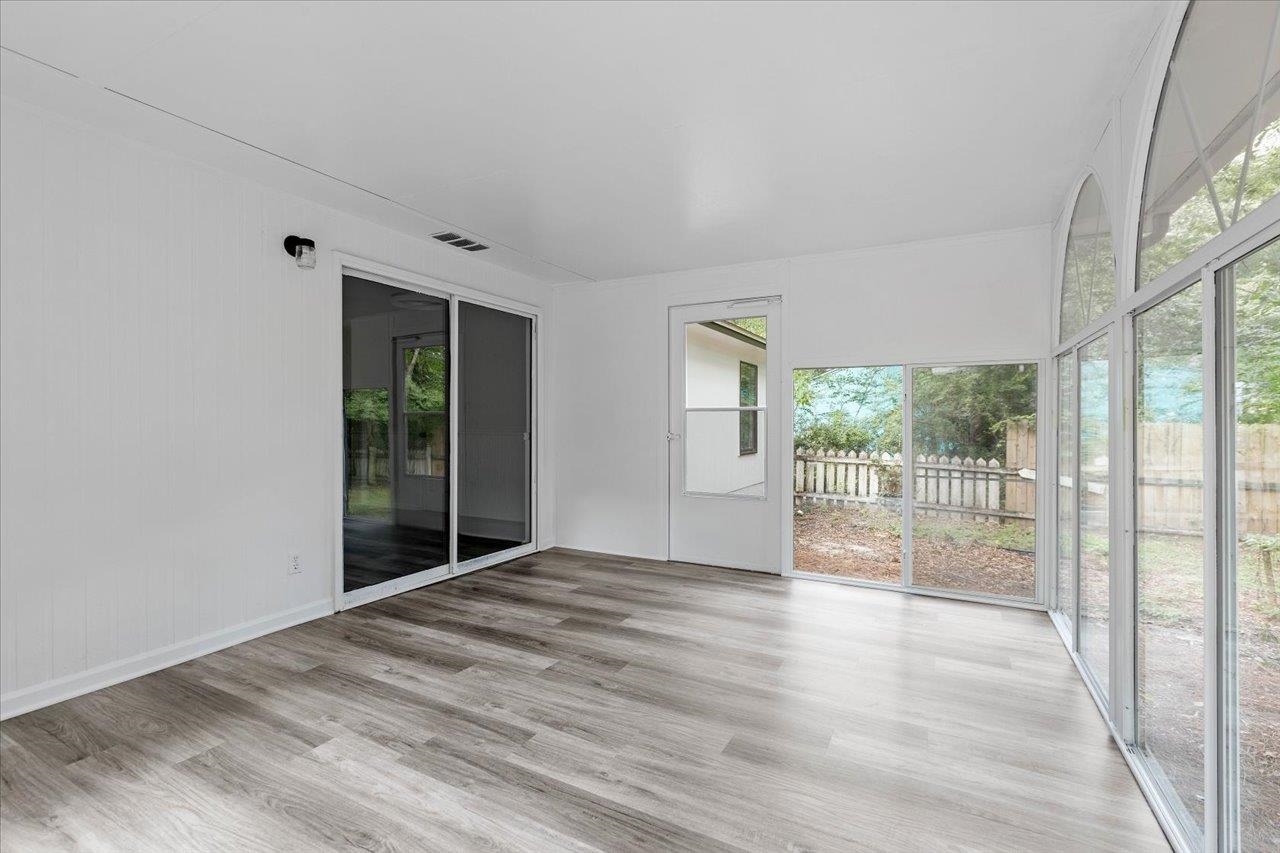 2315 Nannas Loop