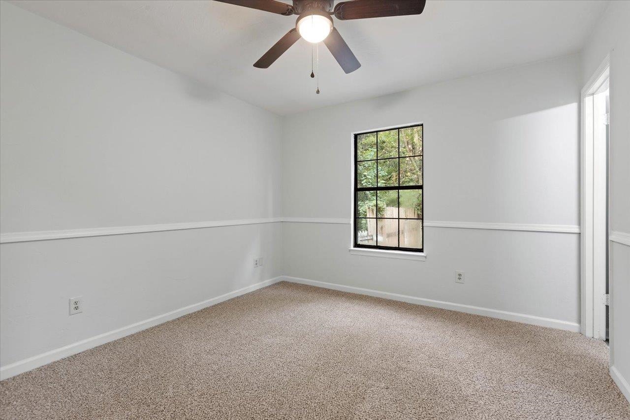 2315 Nannas Loop