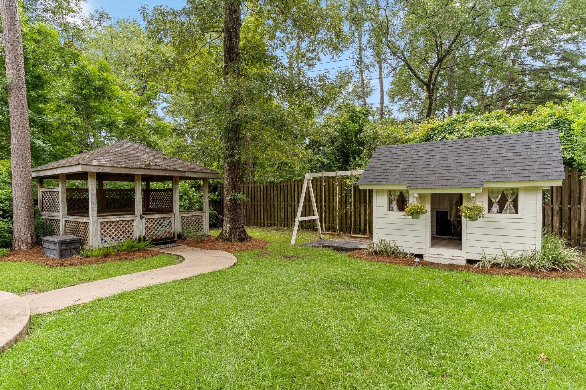 1727 Highland Place