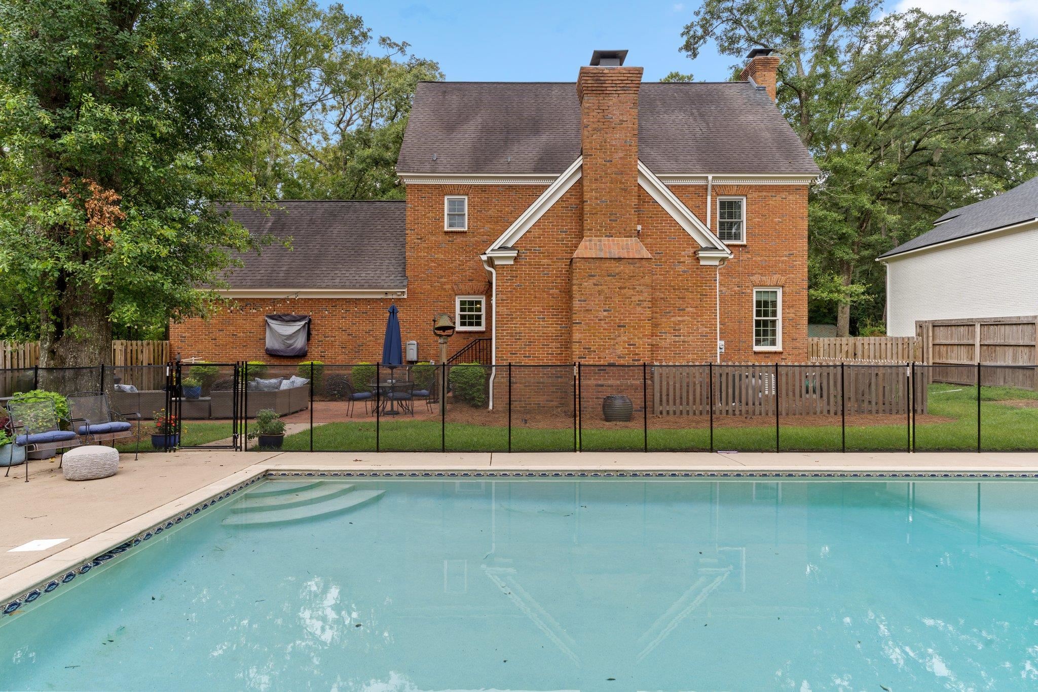 1727 Highland Place