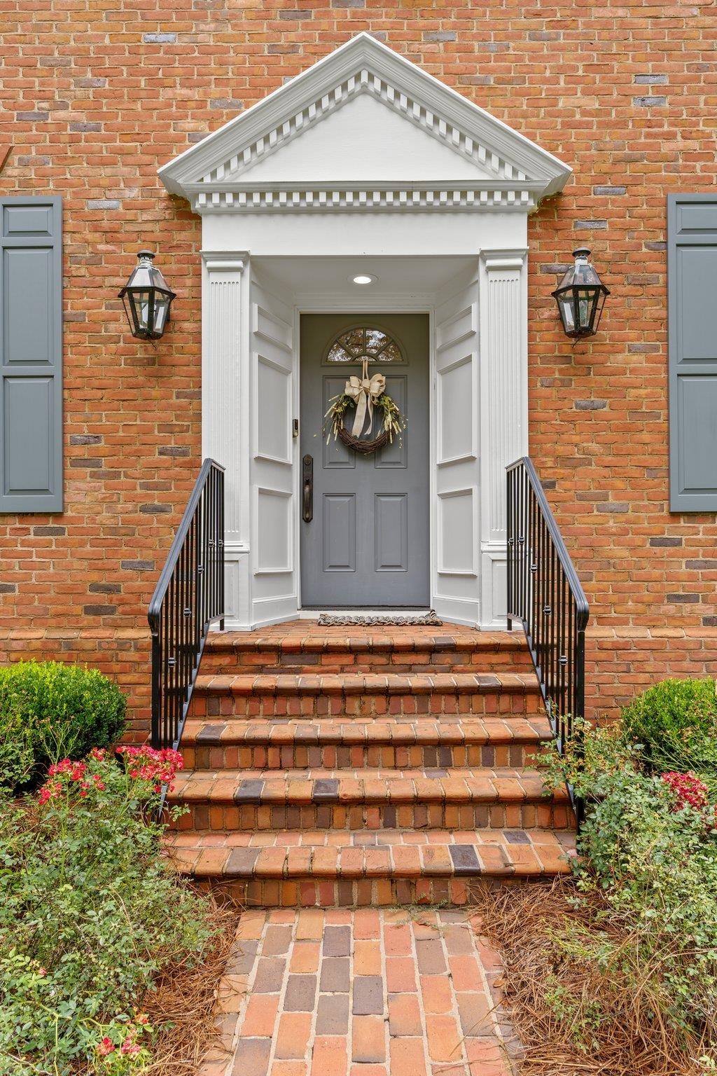 1727 Highland Place