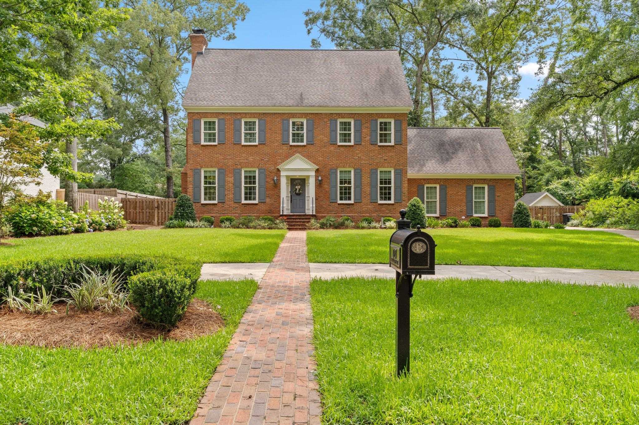 1727 Highland Place