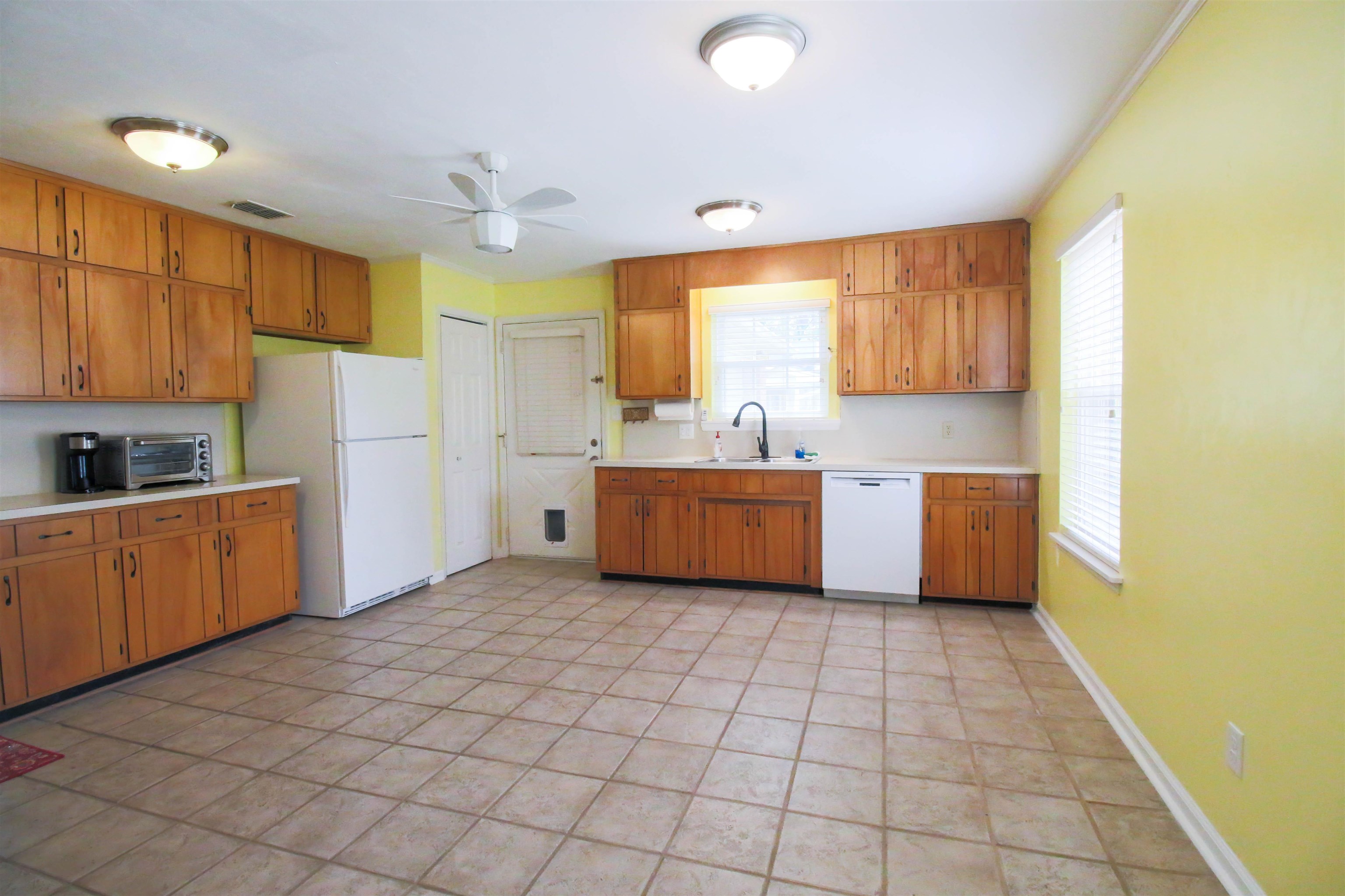 1561 Cinnamon Bear Circle