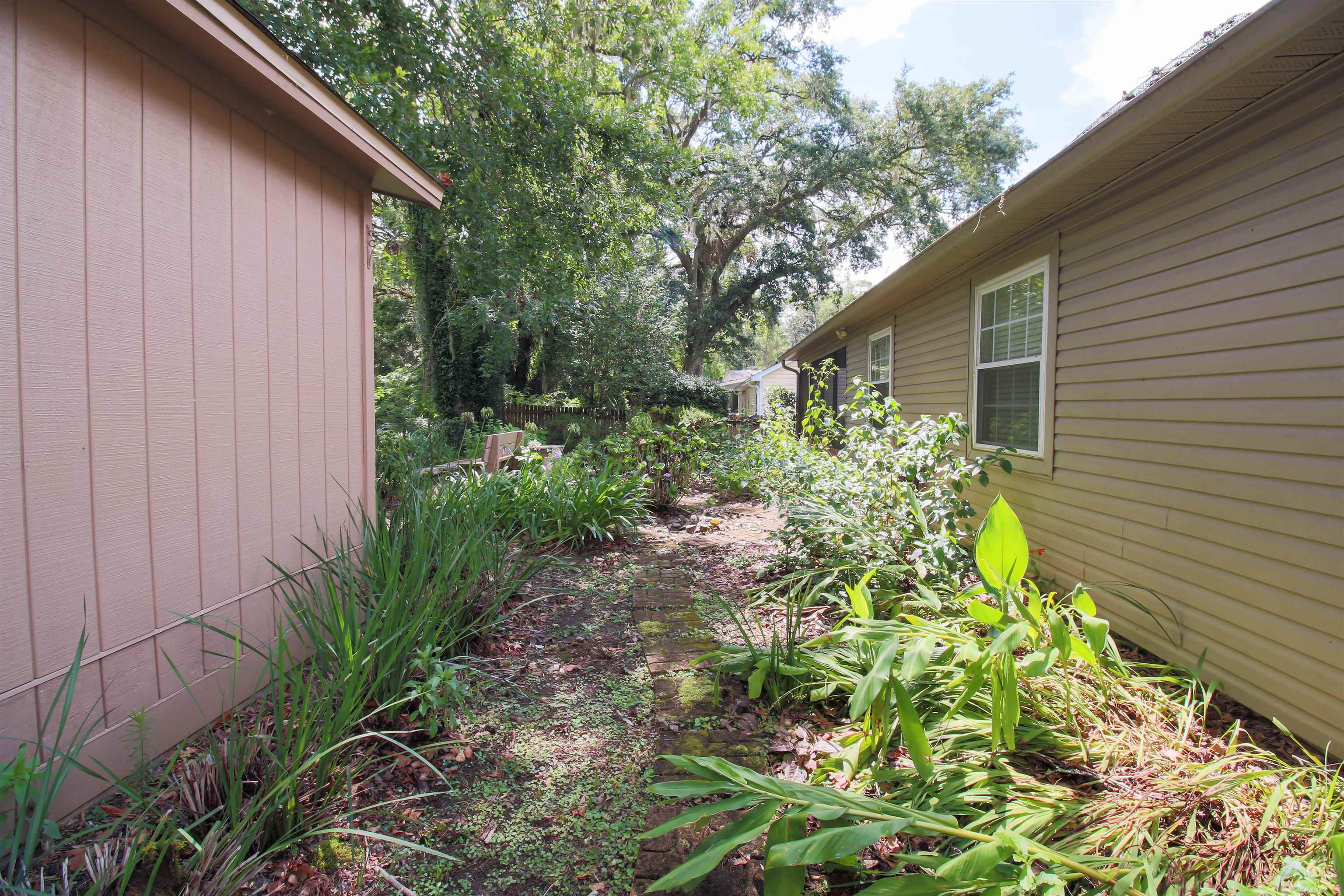 1561 Cinnamon Bear Circle