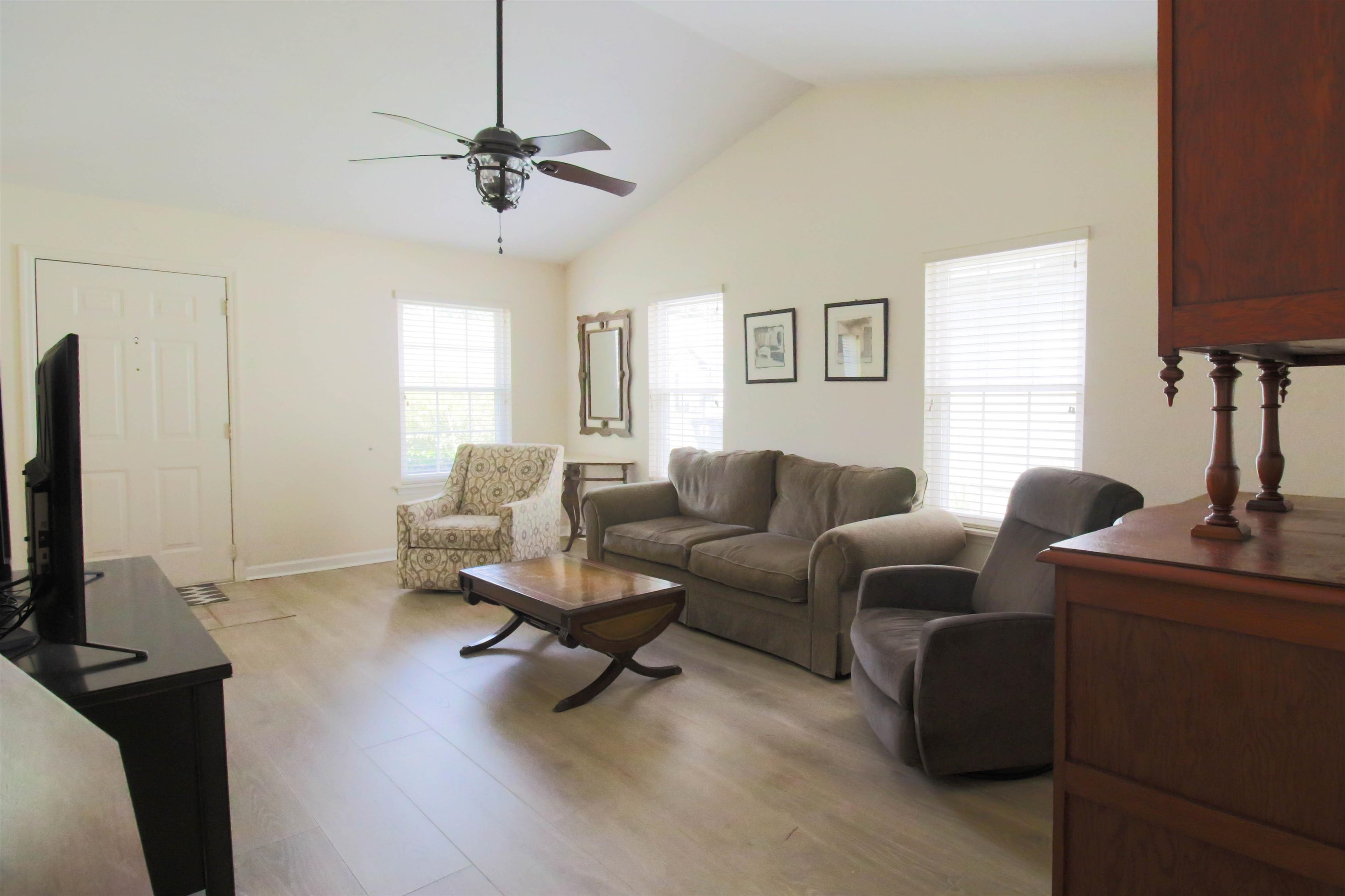 1561 Cinnamon Bear Circle
