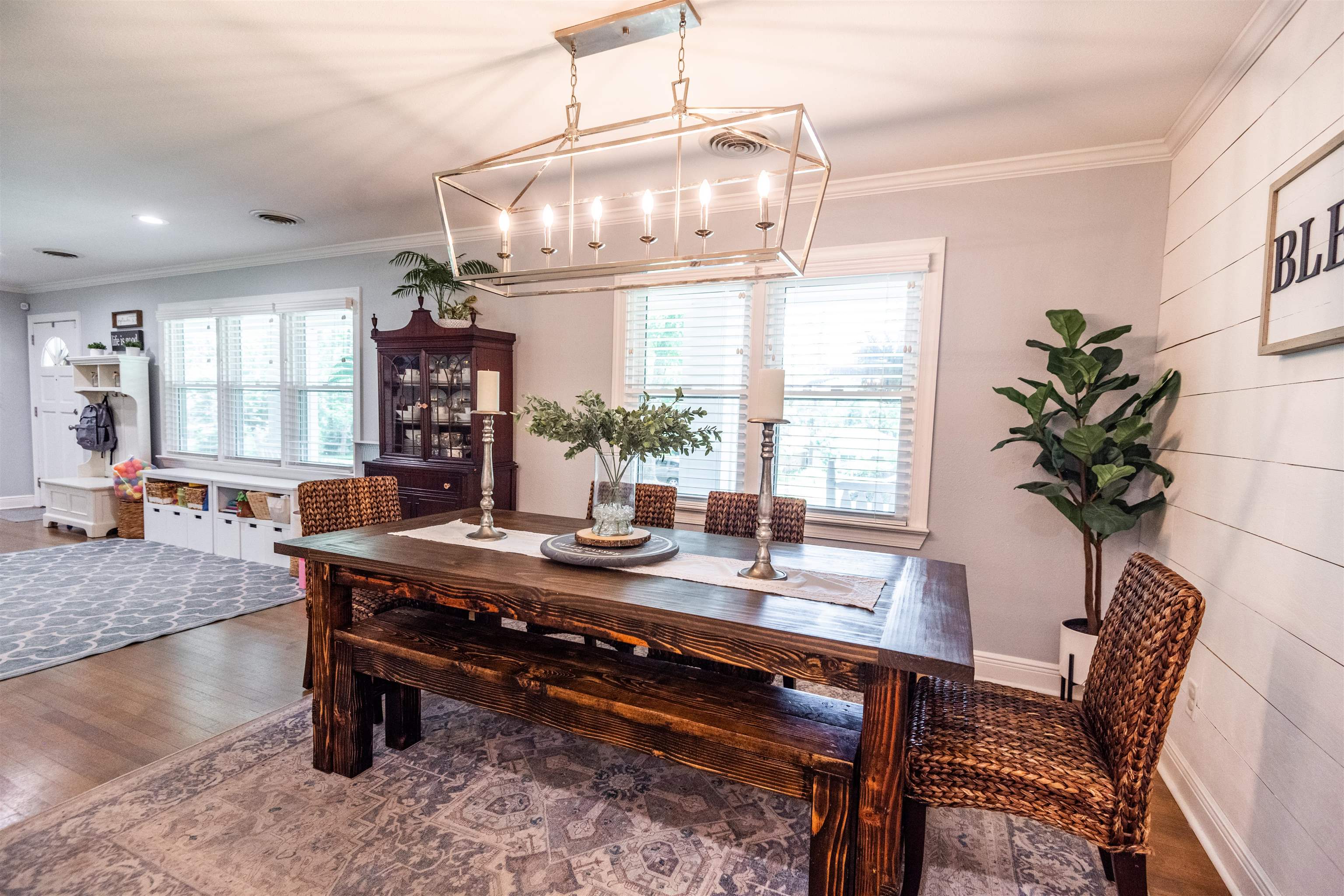 1106 Lothian Drive