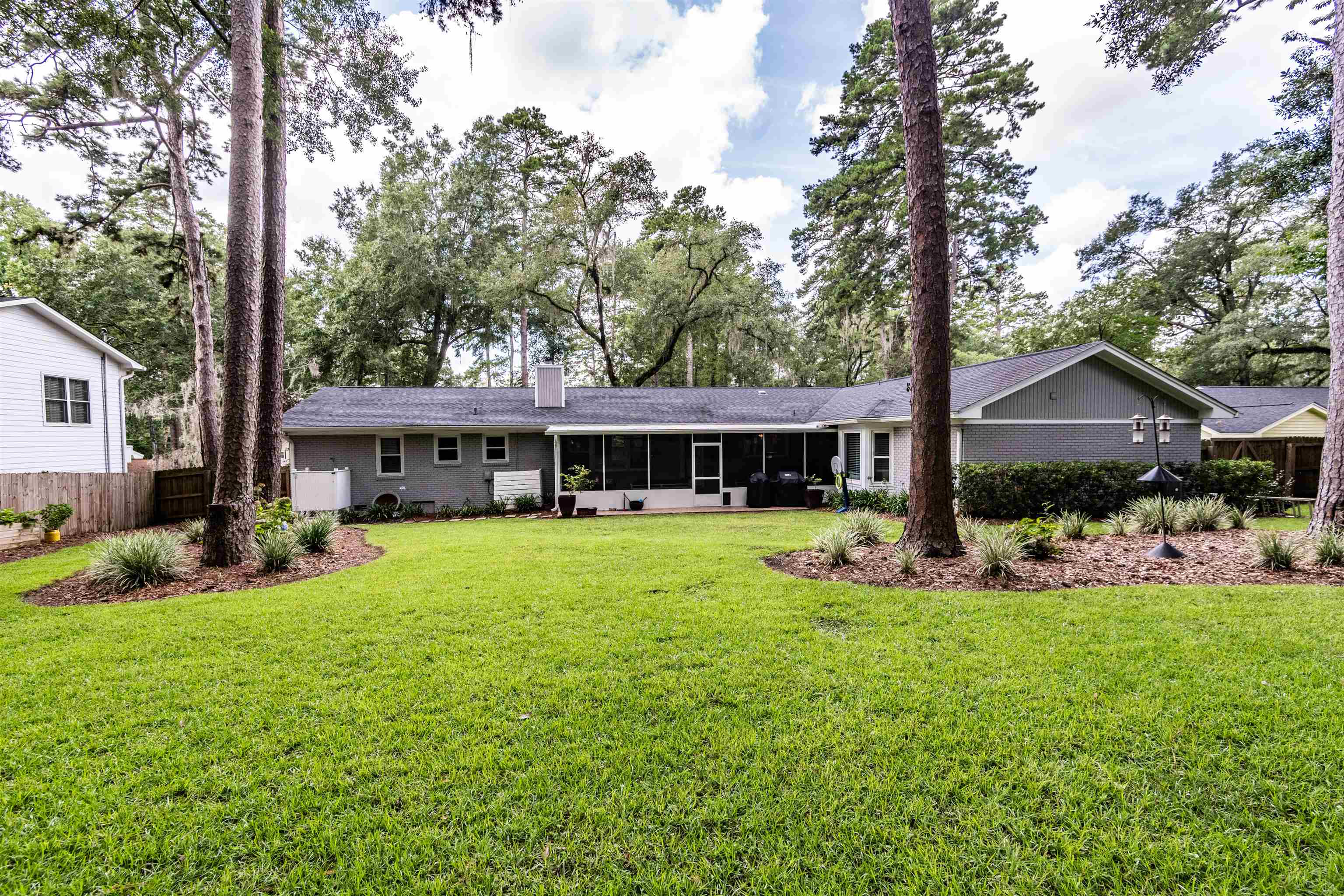 1106 Lothian Drive