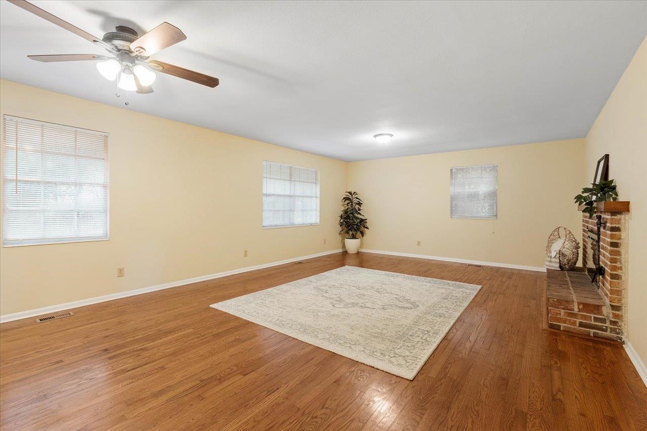 318 Talwood