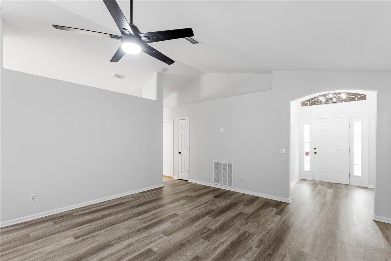 1475 Applewood Way