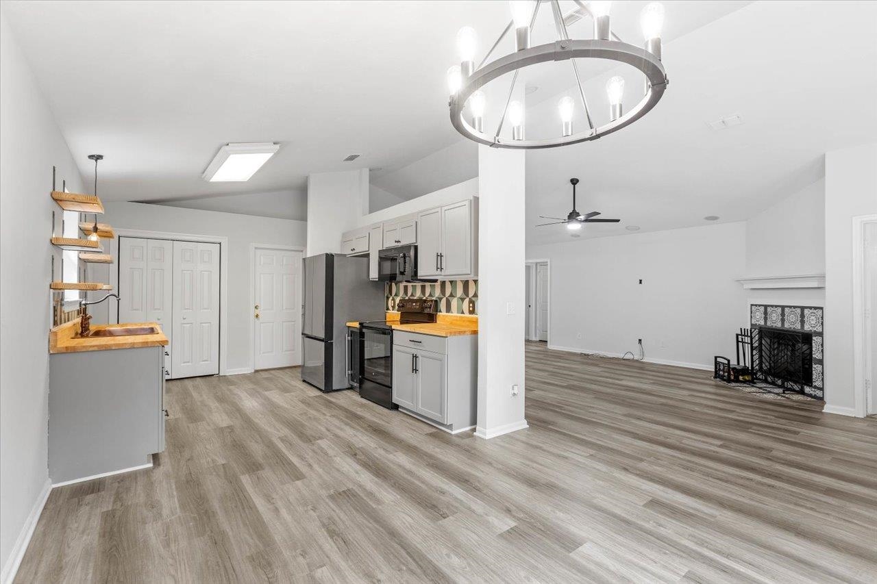 1475 Applewood Way