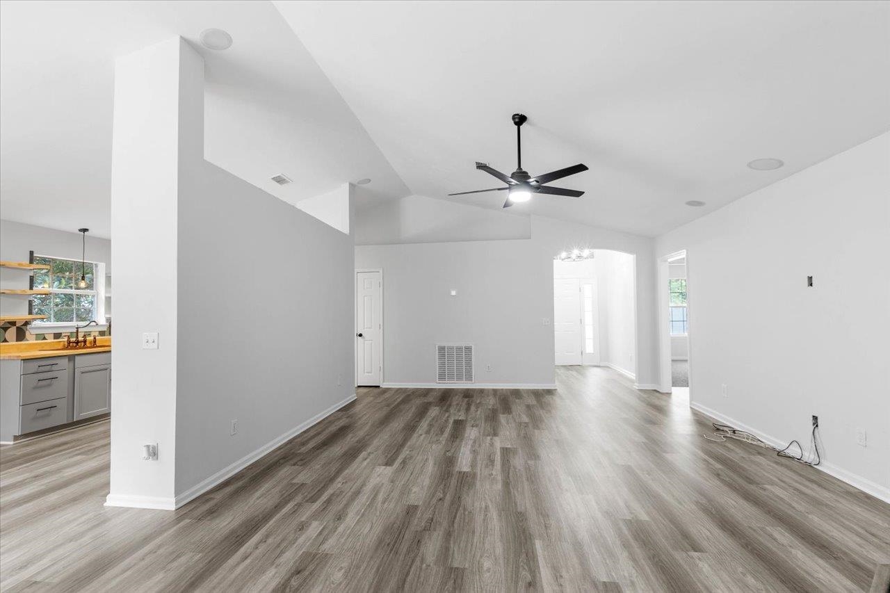1475 Applewood Way