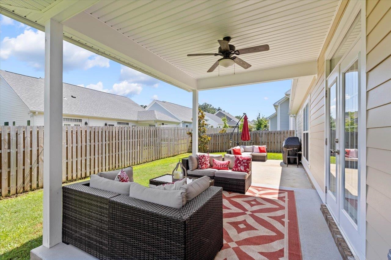 5205 Royal Fern Circle
