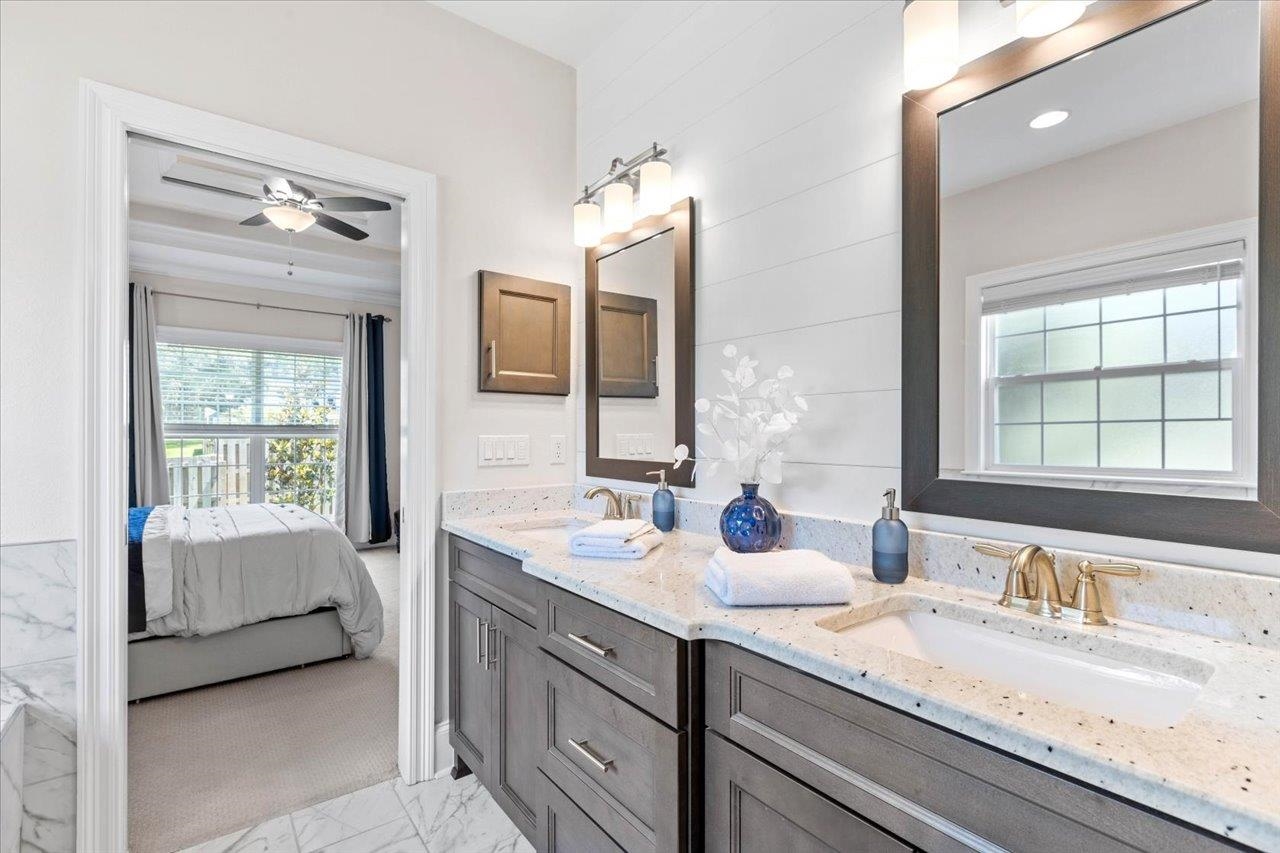 5205 Royal Fern Circle