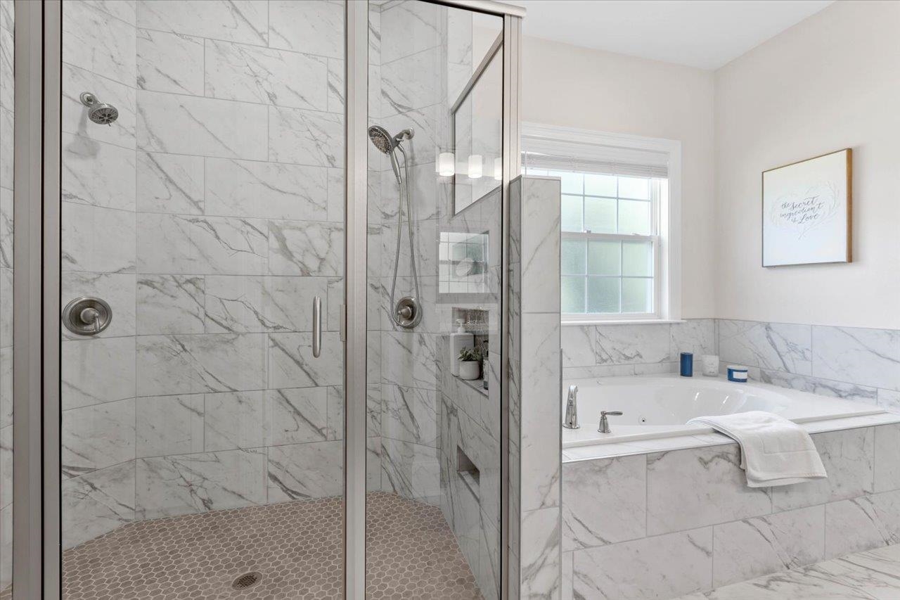 5205 Royal Fern Circle