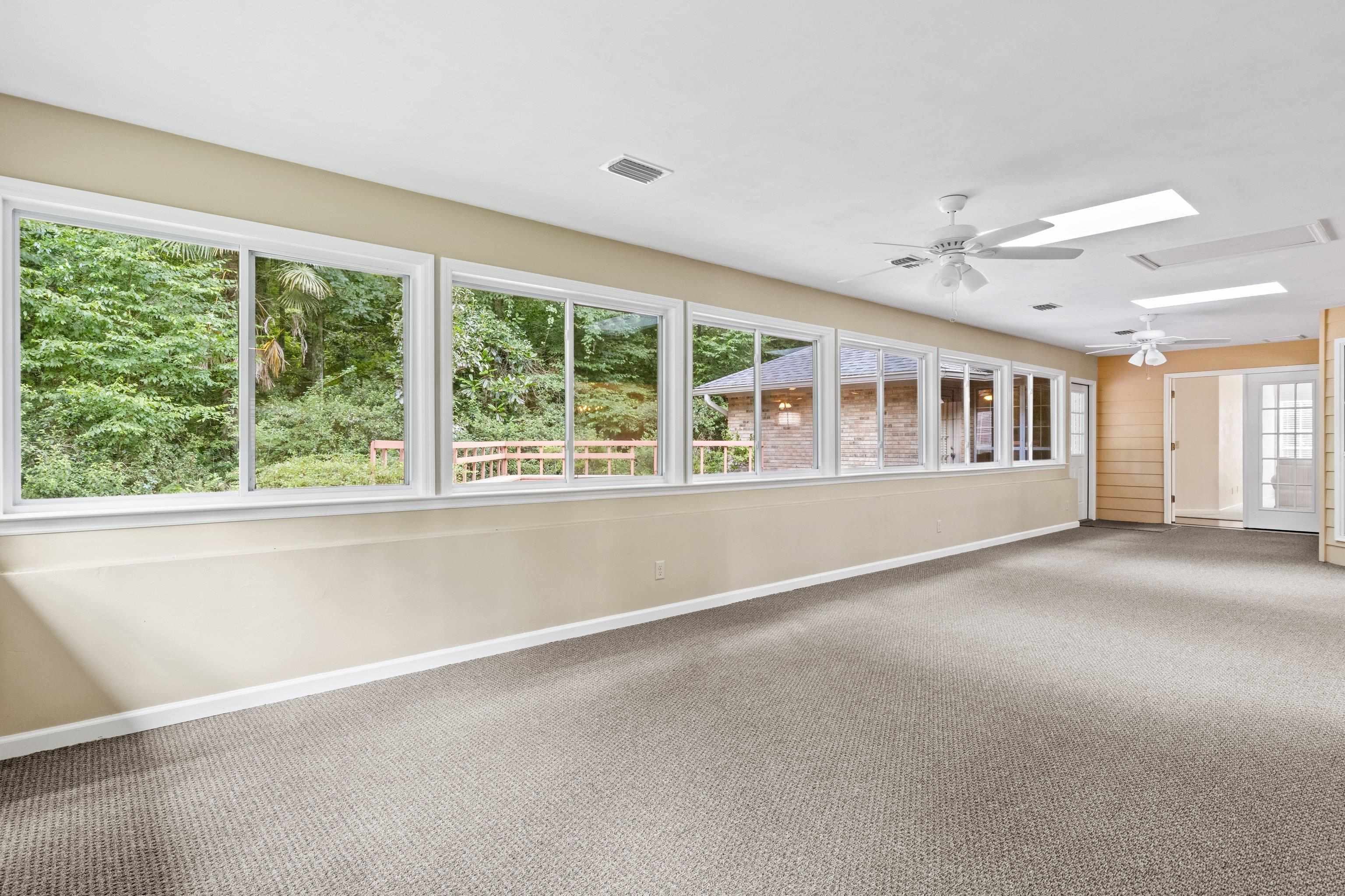 3549 Lakeshore Drive