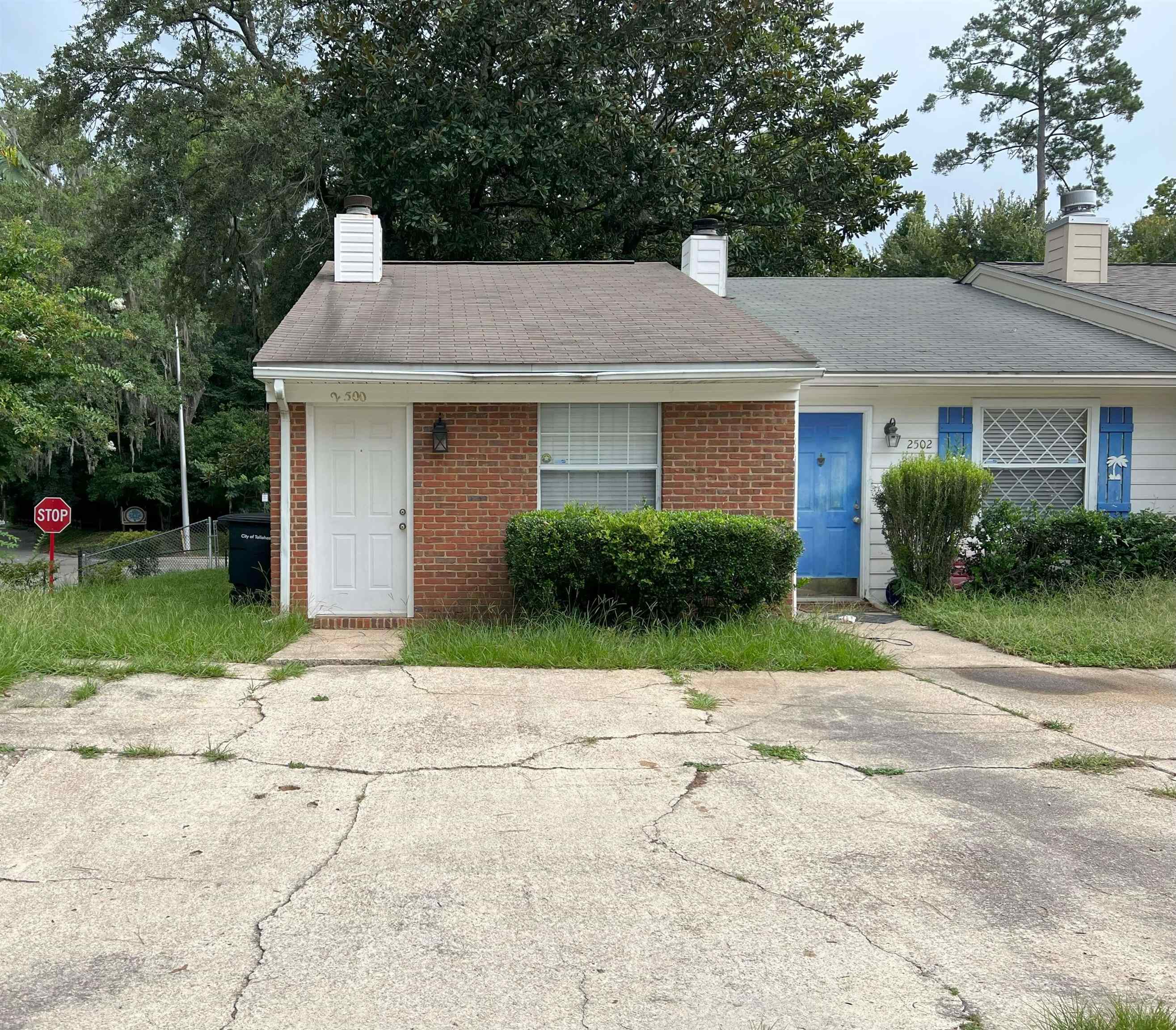 2500 Mar Court