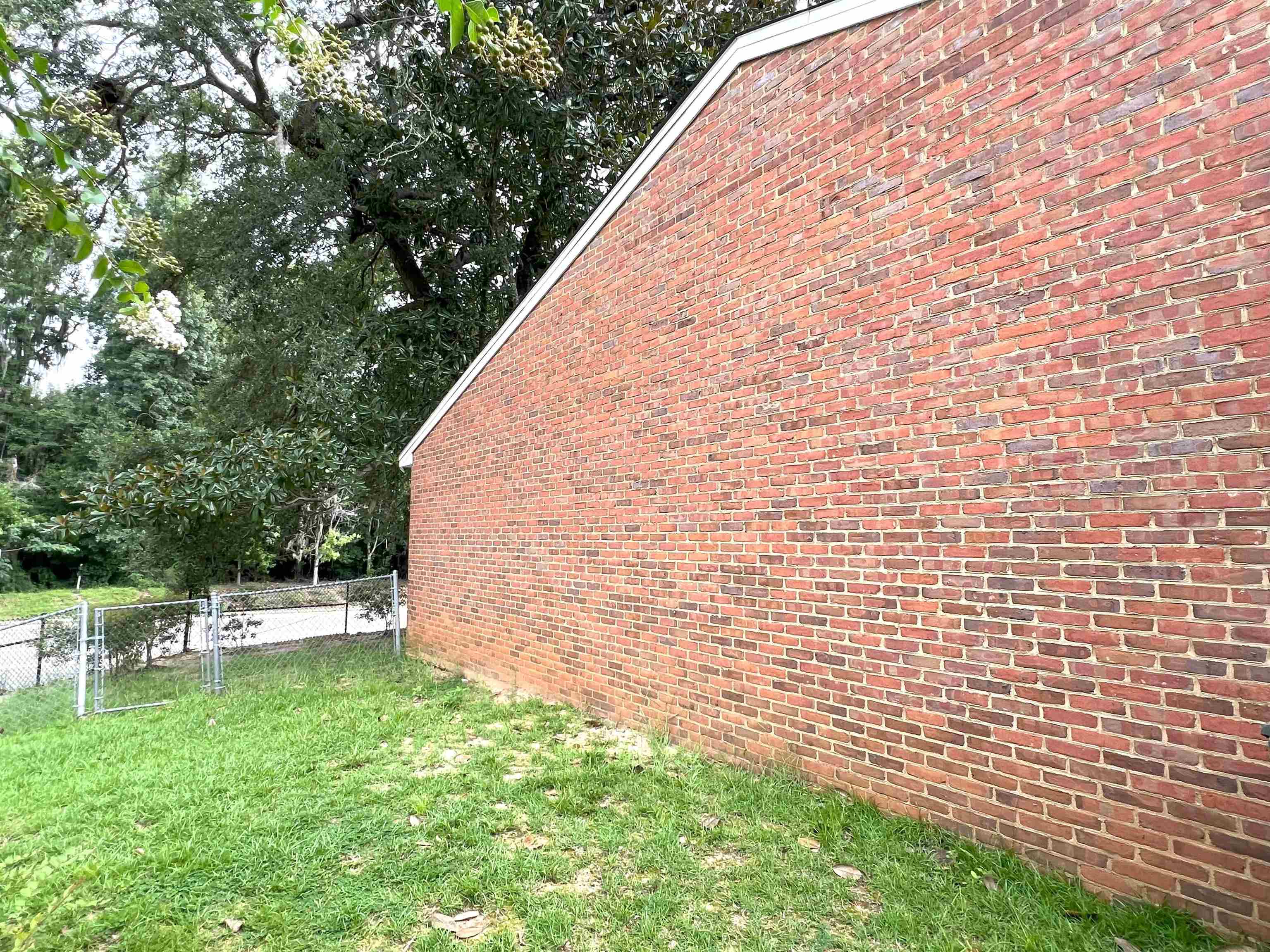 2500 Mar Court