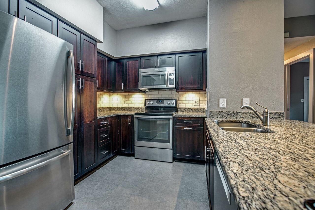 2801 Chancellorsville Drive Unit: 702