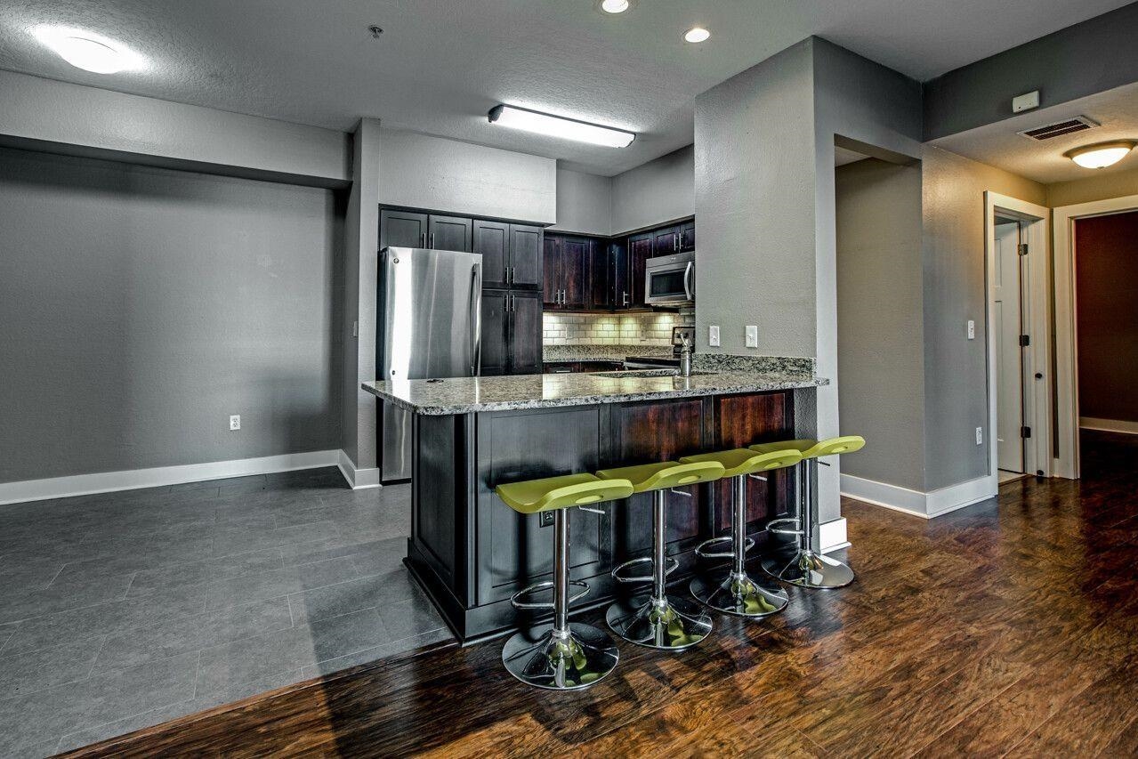 2801 Chancellorsville Drive Unit: 702