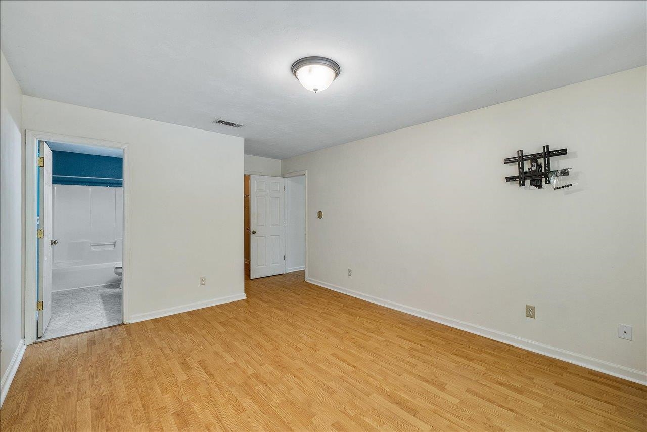 4433 Wesley Drive