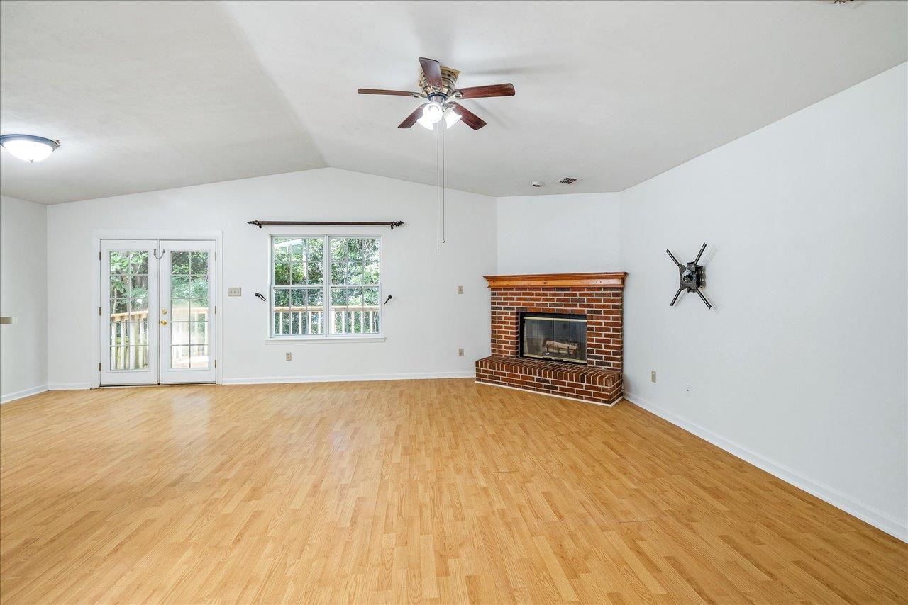 4433 Wesley Drive